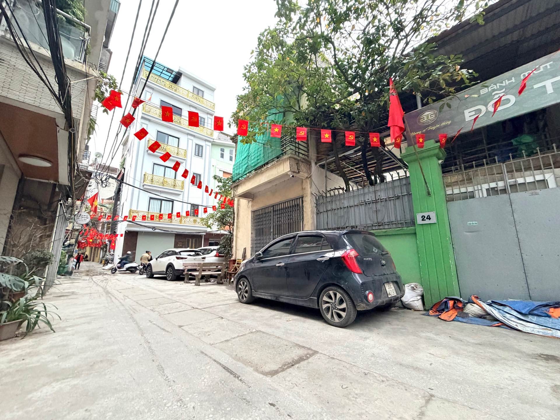 Nhà lô góc ô tô tránh, kinh doanh cực đỉnh tại Xuân Đỉnh