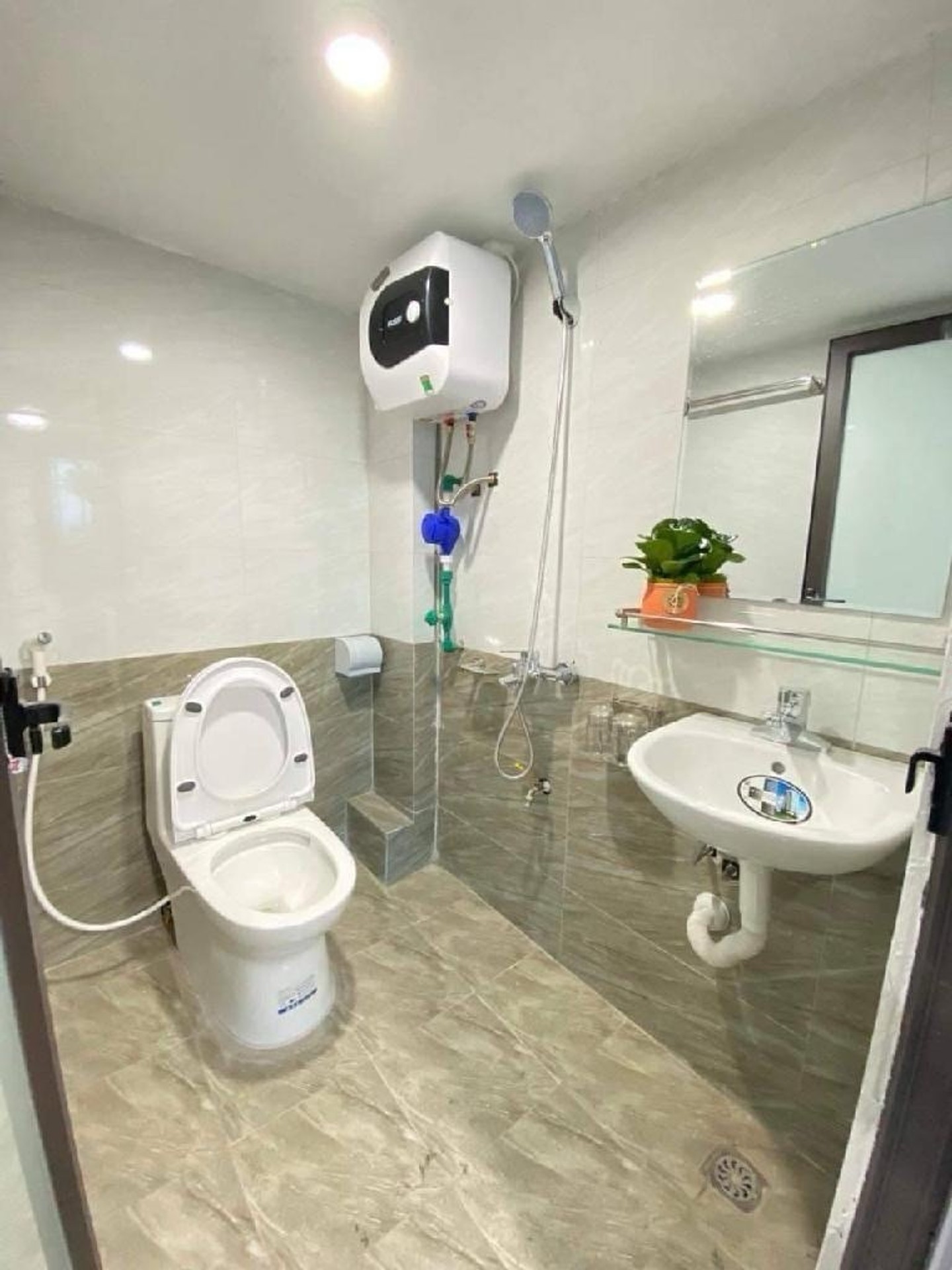 BÁN CĂN HỘ DỊCH VỤ DT55M ĐÃ KÍN PHÒNG