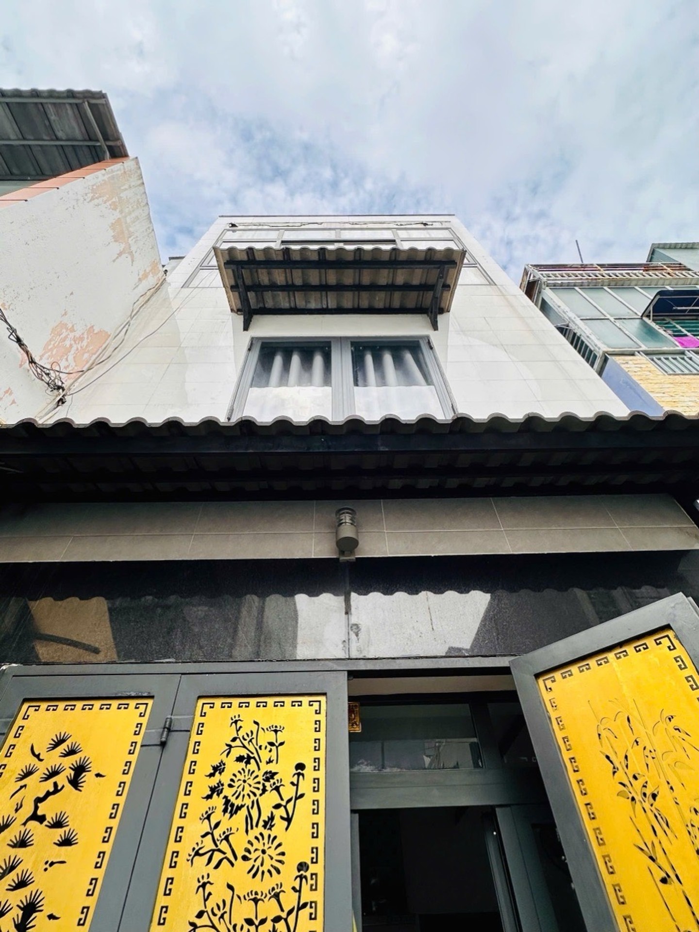Nhà quang trung