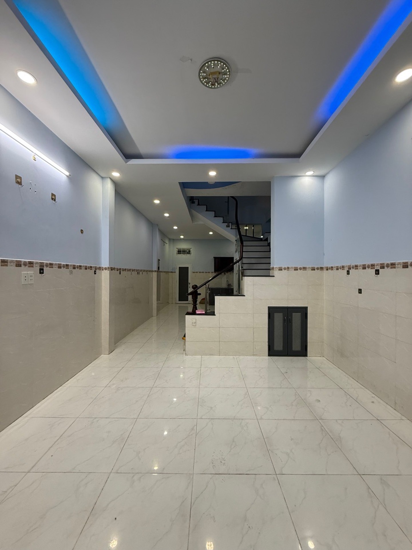 Nhà 2 tầng 51m2 gần chợ Ông Hoàng, Tân Bình giá 6,5 tỷ
