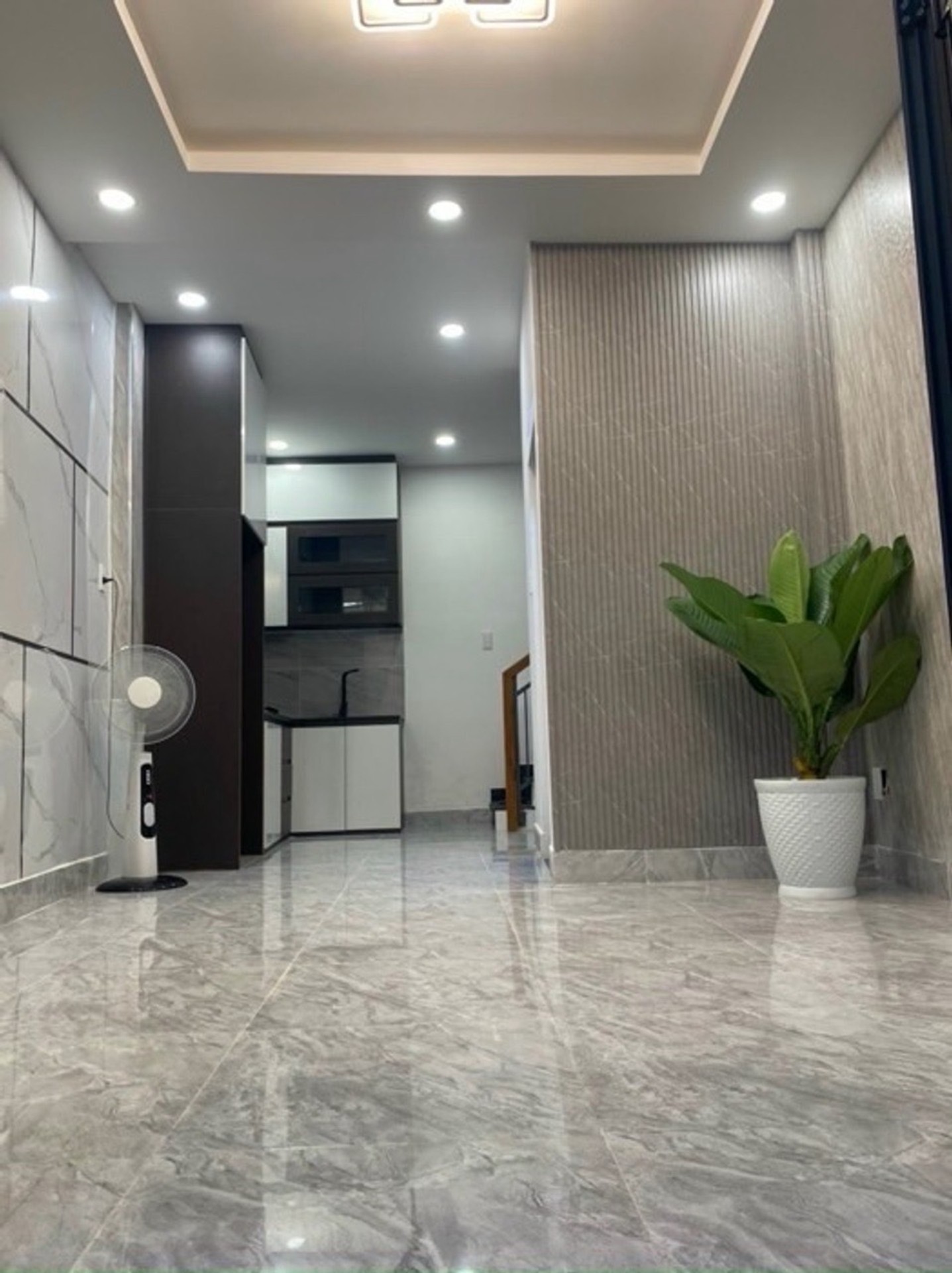 👉QUẬN 6 - BÀ HOM - TÂN HOÀ ĐÔNG- PHÚ LÂM $ 4.15 TL
👉DT:23 M2 (3.2 NỞ HẬU 3.7 ×7)
👉 2 TẦNG👉1 tr