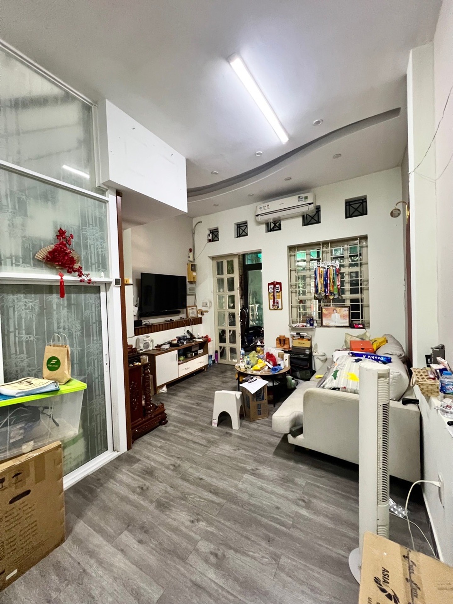 🏡 BỜ BAO TÂN THẮNG – HẺM 6M – SÁT AEON TÂN PHÚ | 7 TỶ

📐 4×16m – 64m² | Nhà 2 tầng, 2PN – 2WC, có