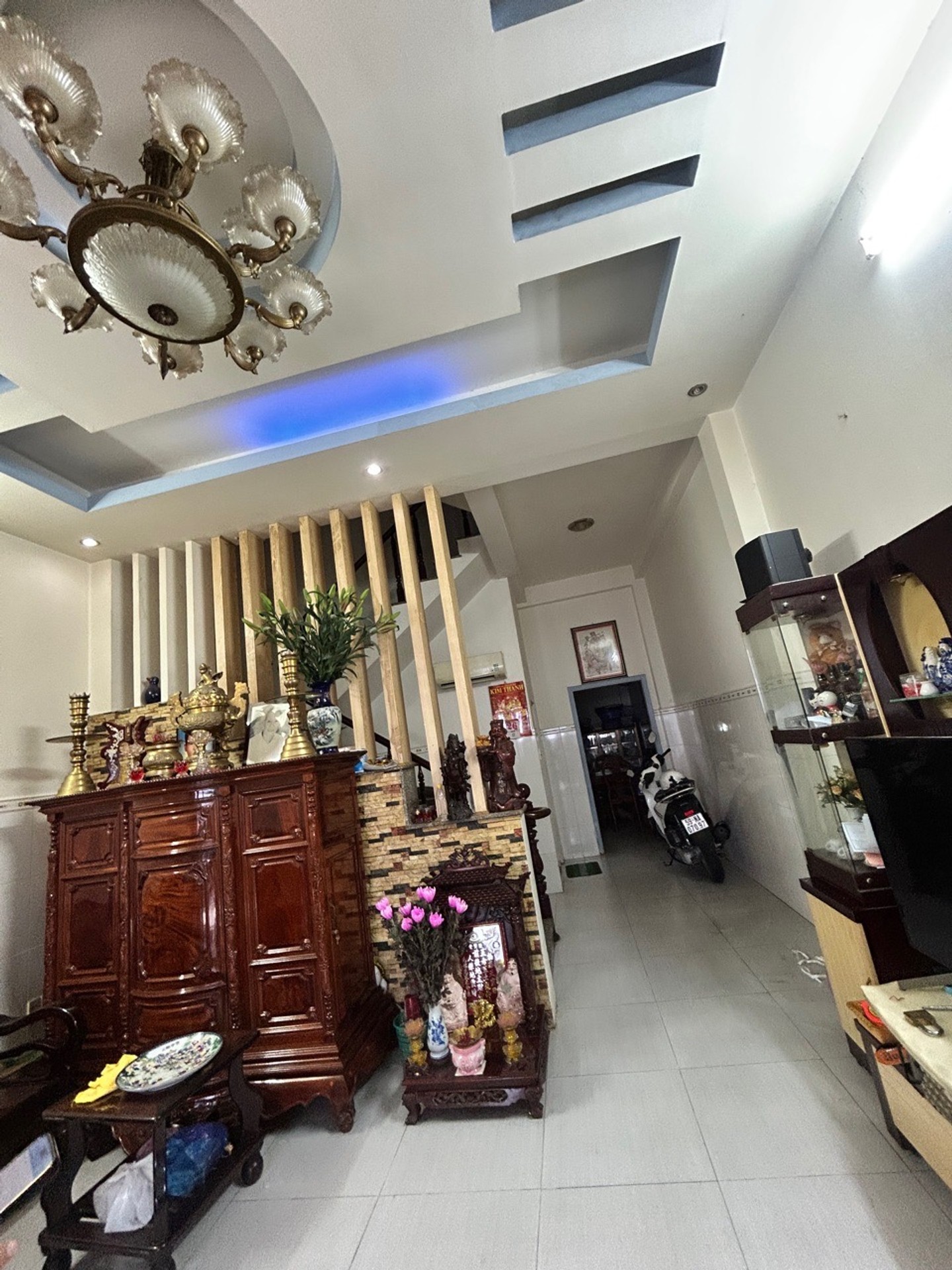 NHÀ 3 TẦNG, HẺM ÔTÔ NGAY TỈNH LỘ 10, 65m2 KHÔNG LỘ GIỚI