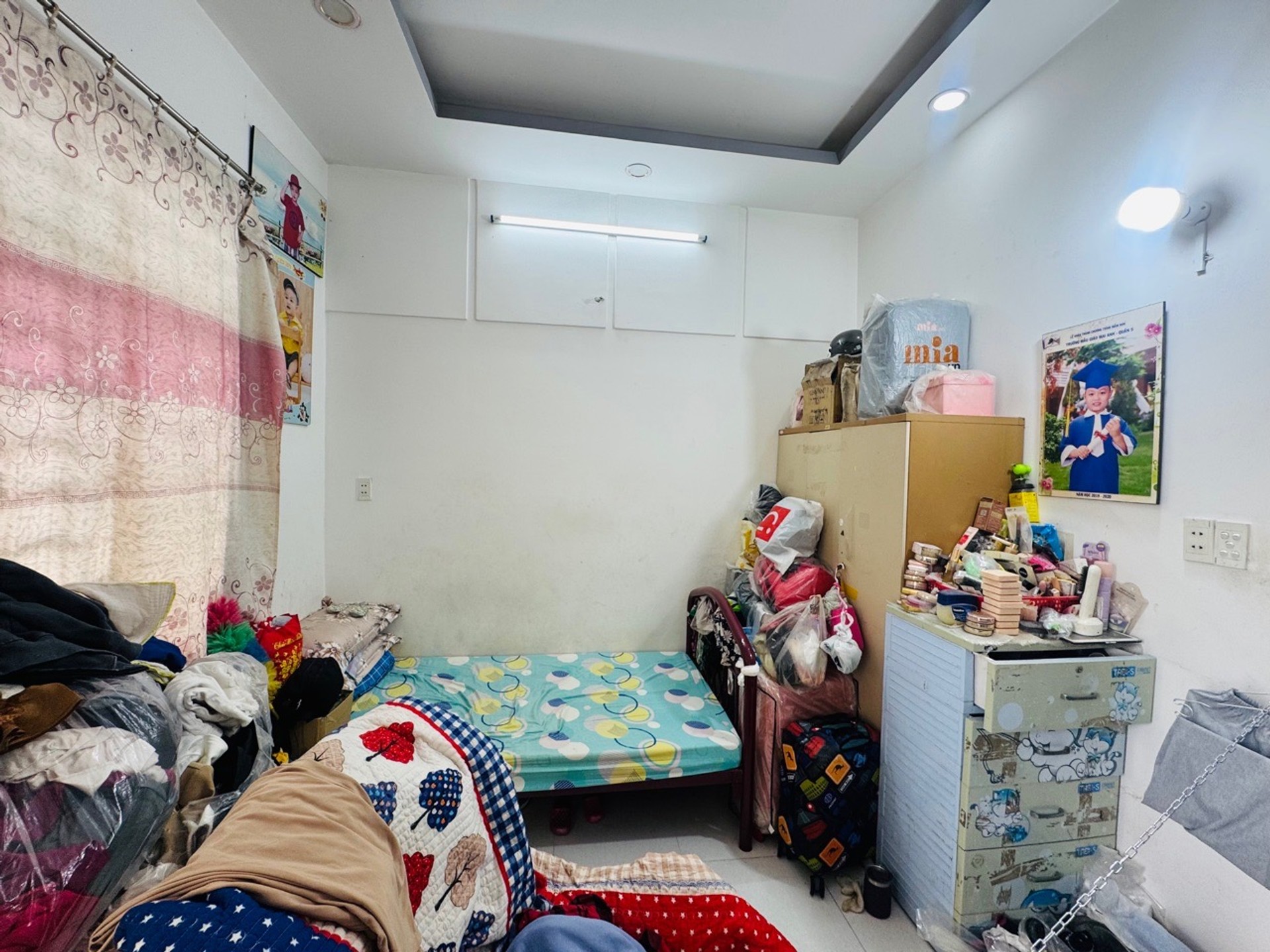 NHÀ 3 TẦNG - 4 PHÒNG NGỦ - 2 MẶT TIỀN HẺM - TRUNG TÂM NHÀ BÈ