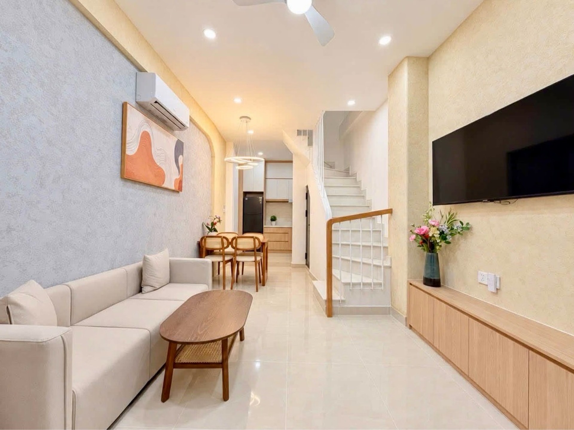 Nhà xinh gần Q.1 Bình Thạnh, tiện nghi đầy đủ