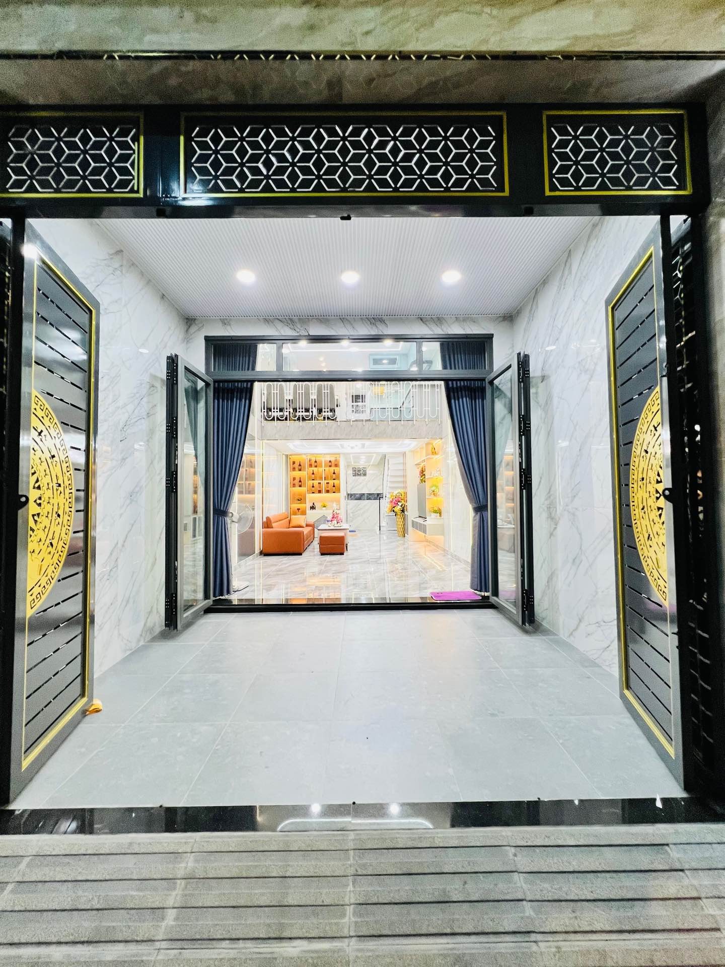 Bán nhà riêng 5 tầng 40.5m2 hướng Đông Nam tại gò Vấp
