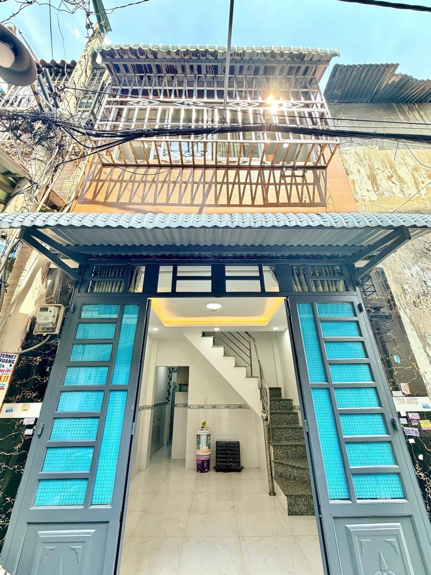 Bán nhà riêng 2 tầng tại Bình Hưng Hòa, Bình Tân, diện tích 20m², hẻm rộng 4m gần Aeon Mall
