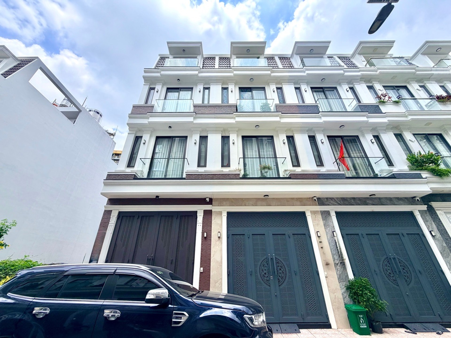 NHÀ ĐẸP LÊ ĐỨC THỌ – GẦN MẶT TIỀN – 4 TẦNG – GARA Ô TÔ
📍 Lê Đức Thọ, P. An Hội Đông, TP.HCM