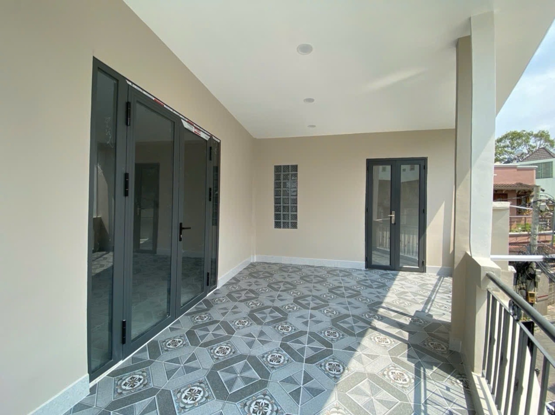 Nhà 2 Tầng Mới Trung Tâm Thủ Đức, Hẻm Xe Hơi Gần Võ Văn Ngân