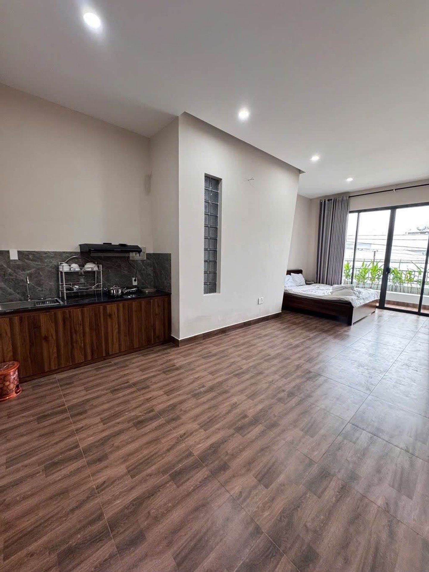 Cơ hội sở hữu nhà 3 tầng căn hộ cho thuê thuận tiện tại Sơn Trà Đà Nẵng