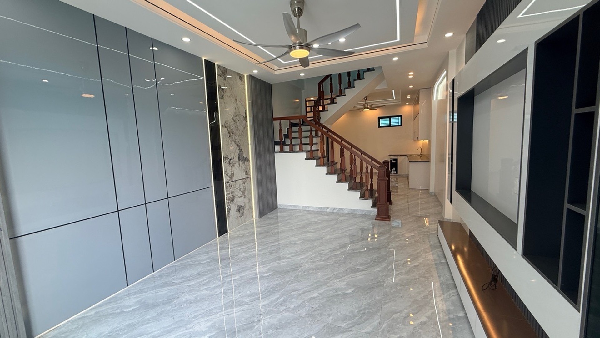 Nhà 3 tầng lung linh tại Vân Tra - An Đồng, giá cực hấp dẫn