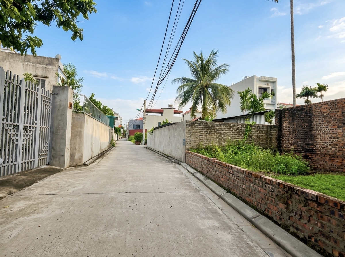 🚨ĐẤT ĐẸP GẦN TRƯỜNG CẤP 3 PHÚC THỊNH 44,5M² - MẶT TIỀN HƠN 8M - Ô TÔ VÀO ĐẤT - CHỈ HƠN 4 TỶ🏡
