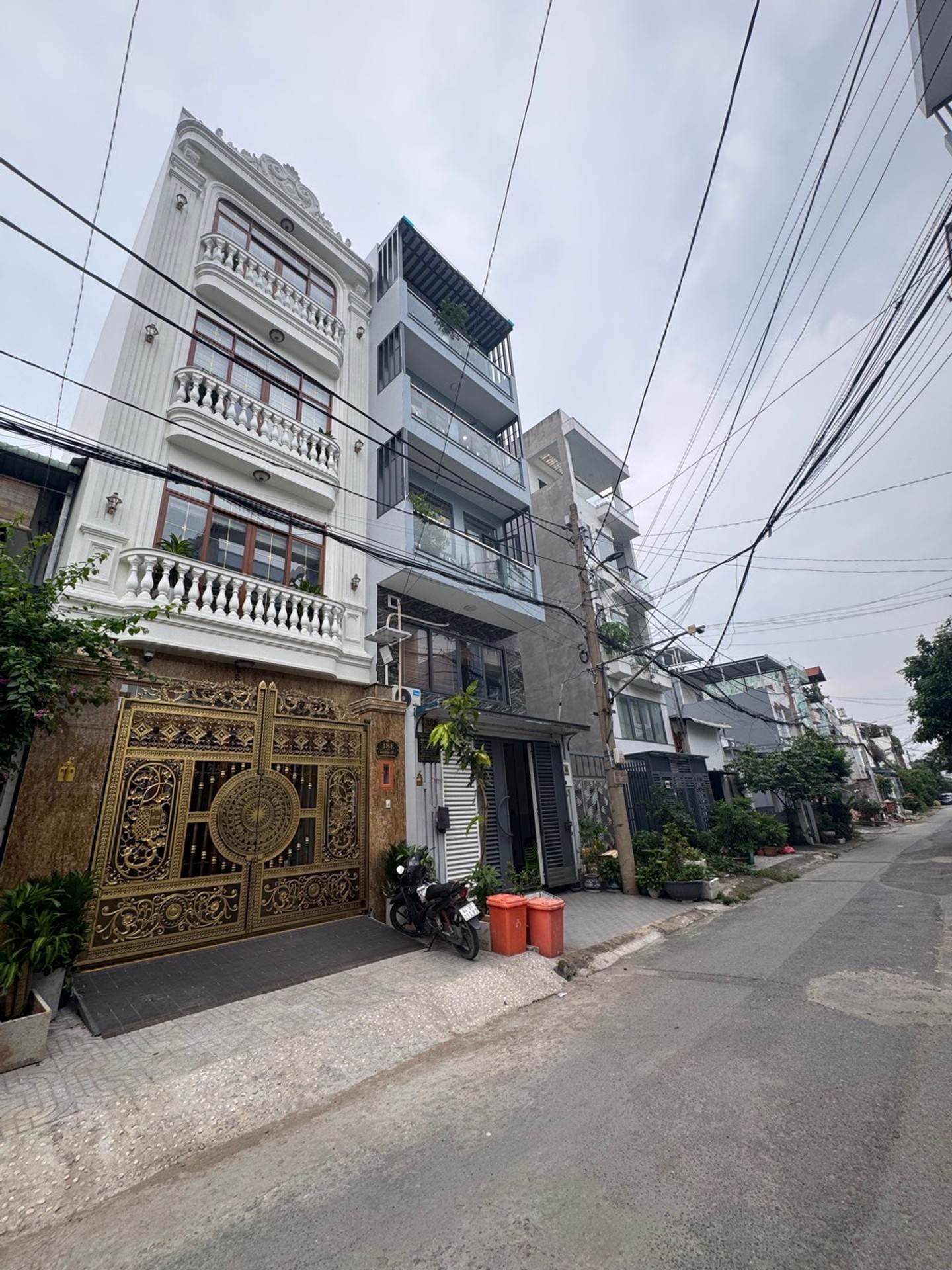 Nhà Mặt Phố 4 Tầng Hot Tại P. Thủ Đức Giá Tốt
