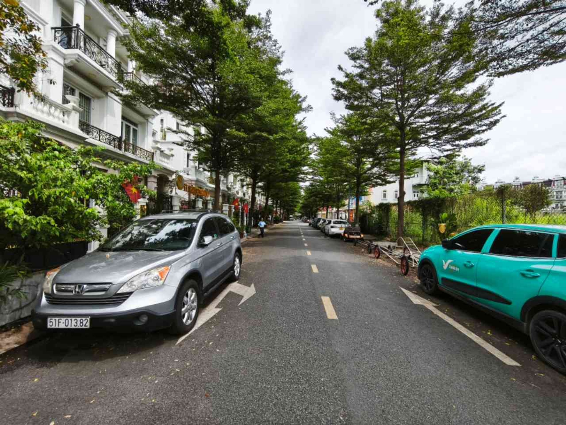 BIỆT THỰ KHU DÂN CƯ CITYLAND - 4 TẦNG CÓ HẦM - THIẾT KẾ HIỆN ĐẠI - NỘI THẤT SANG TRỌNG - 22TY8 TL