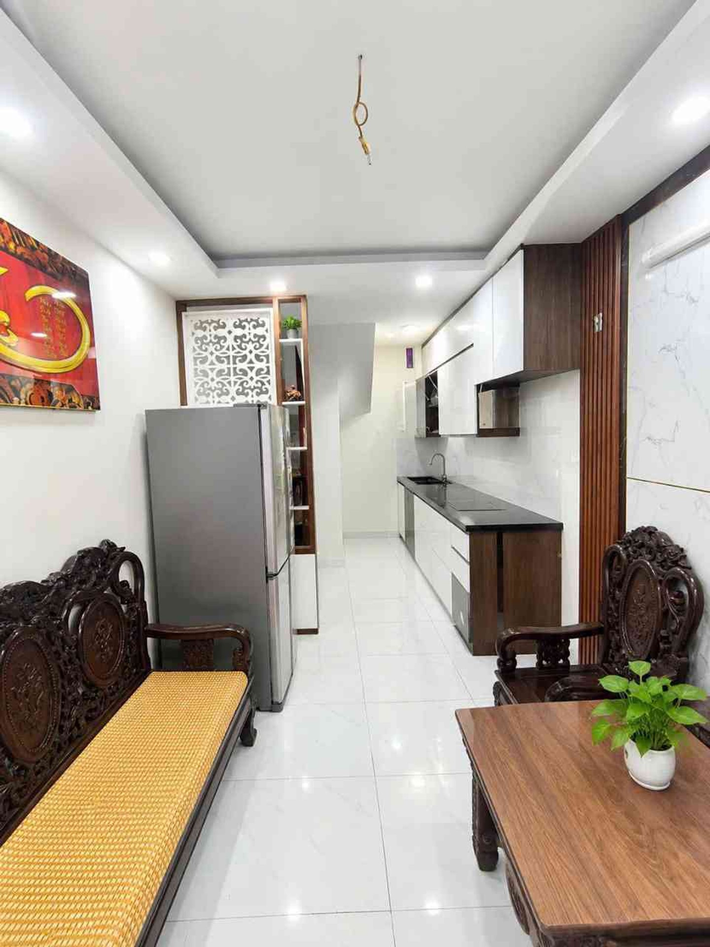 Bán nhà riêng diện tích 17m2, 5 tầng, trong ngõ, phố Vạn Kiếp, Hồng Hà, Hà Nội.