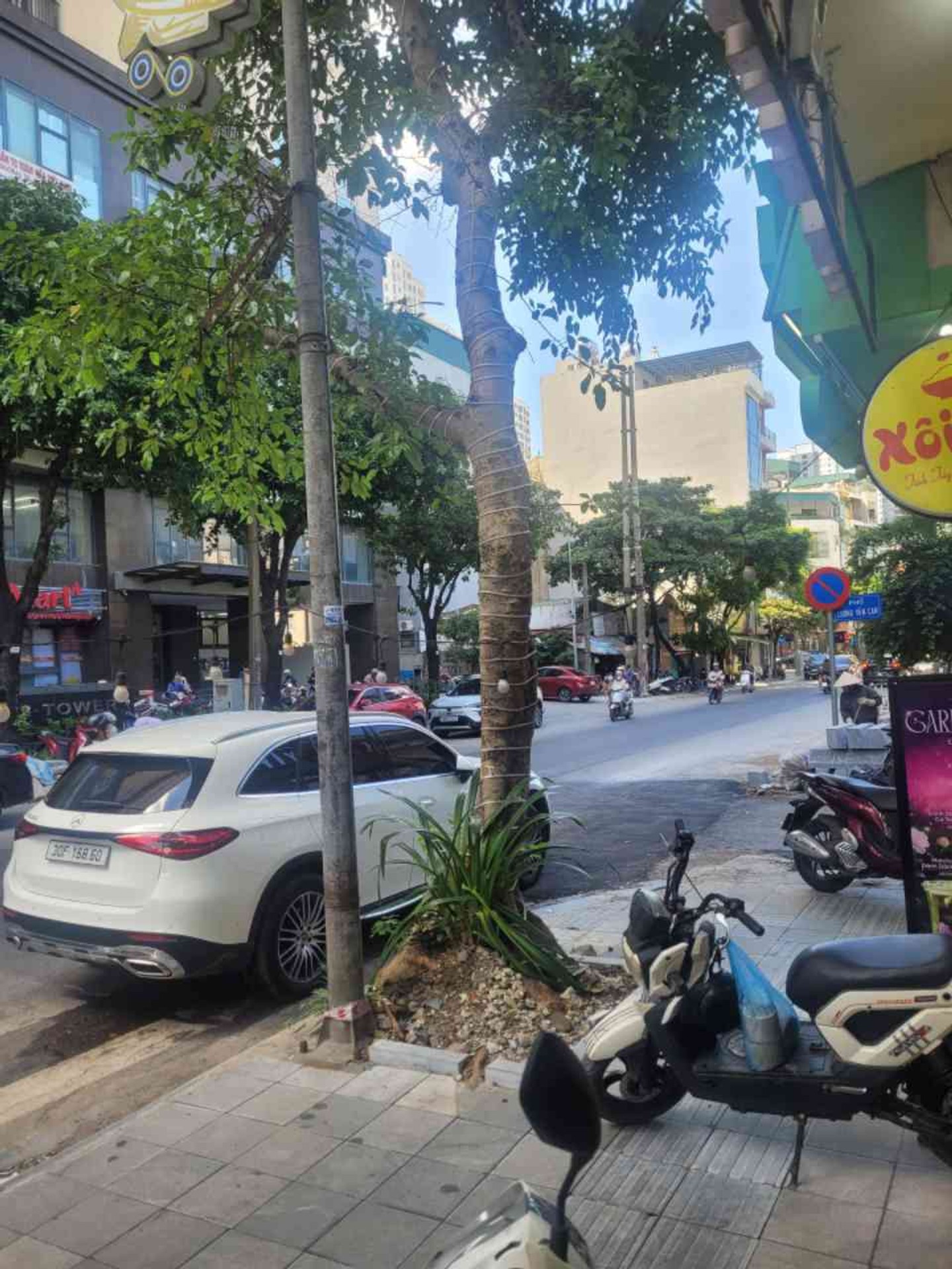 Nhà mặt phố Tô Hiệu, kinh doanh đỉnh, ô tô tránh thoải mái