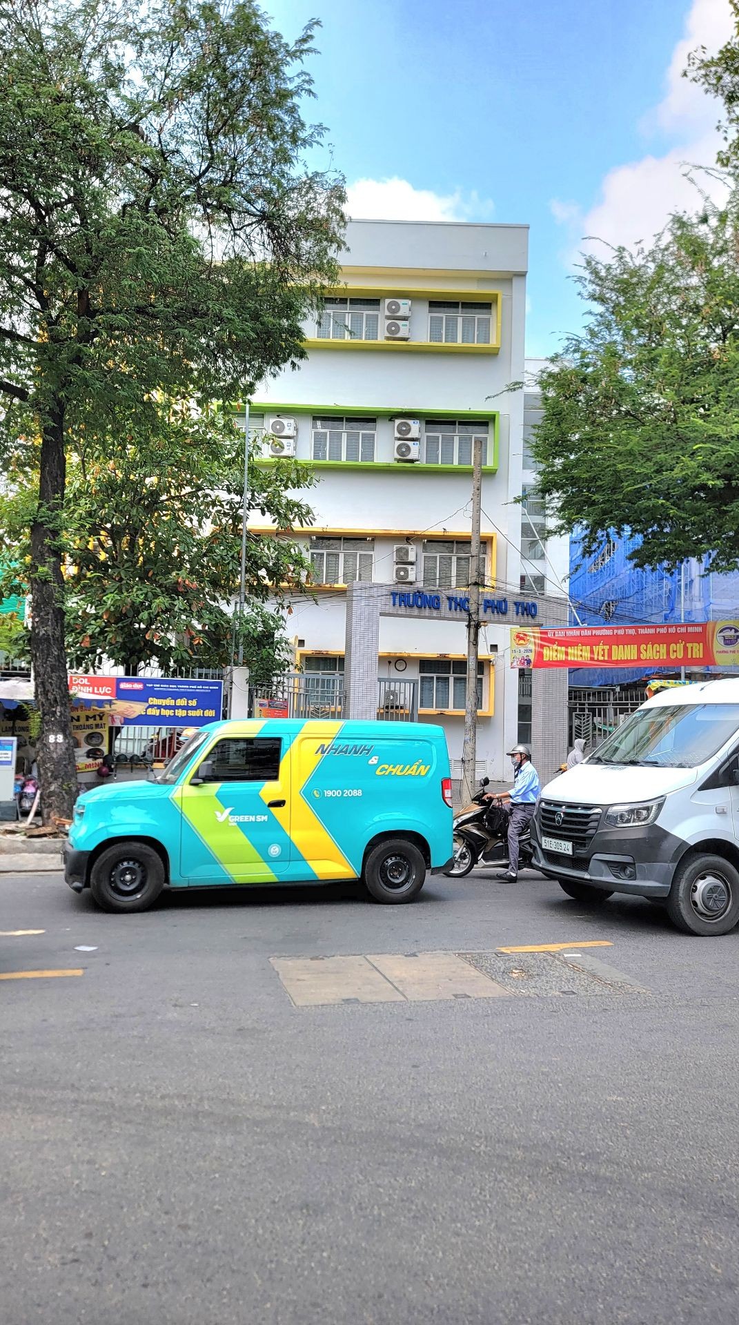 Bán nhà 2 tầng 27.9m2 hướng Đông hẻm Tôn Thất Hiệp Quận 11