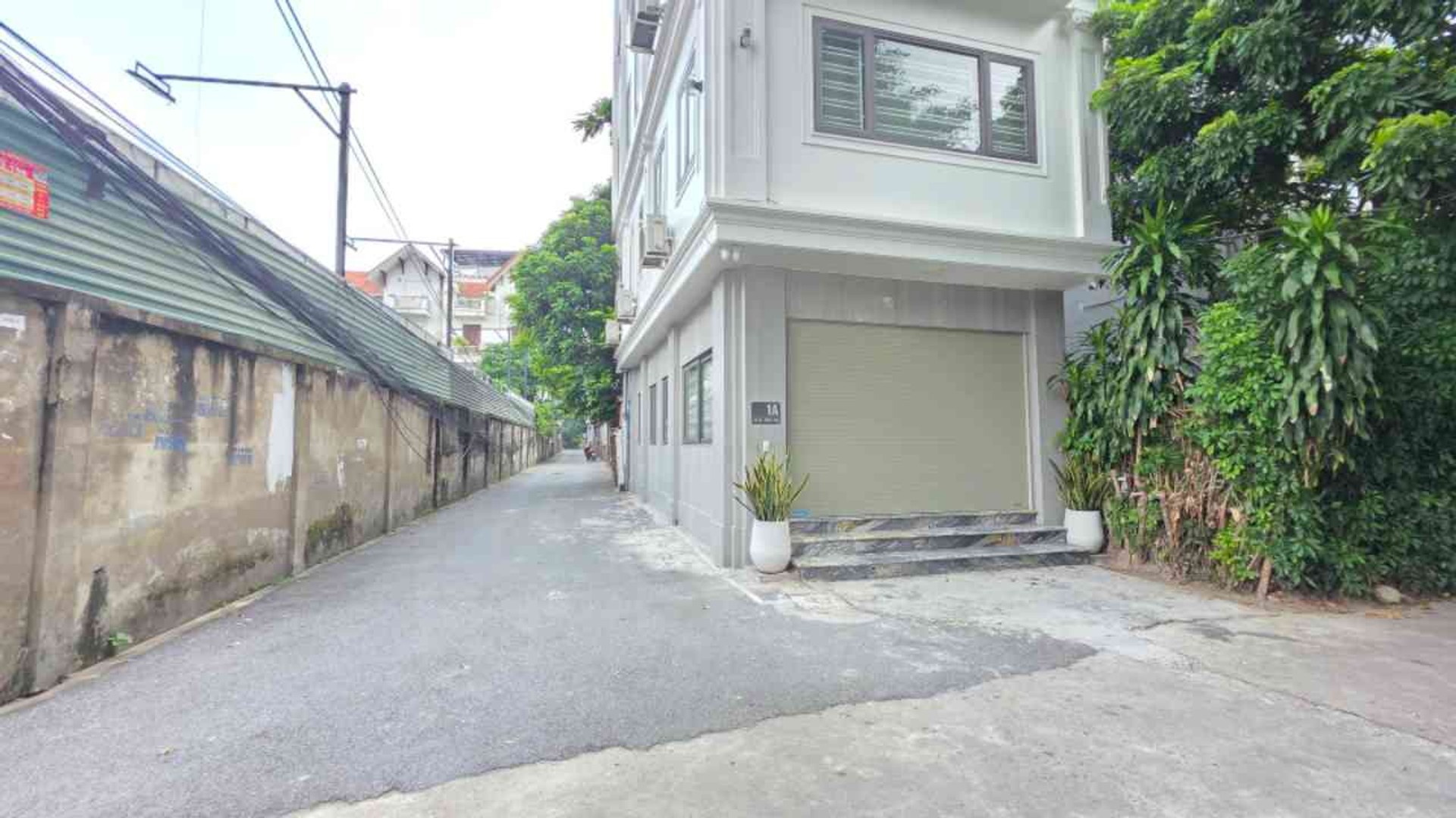 BÁN ĐẤT TẶNG NHÀ CẤP 4 TRUNG TÂM DÀI ĐỒNG - DT /90m2 - Ô TÔ 7 chỗ Vào Nhà - Dòng tiền ổn định