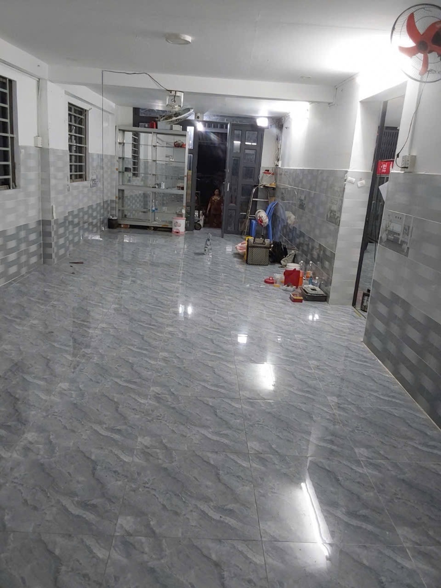 Nhà 2 tầng 130m2 tại Tân Tạo A giá 6,3 tỷ, 4 phòng ngủ 4 phòng tắm
