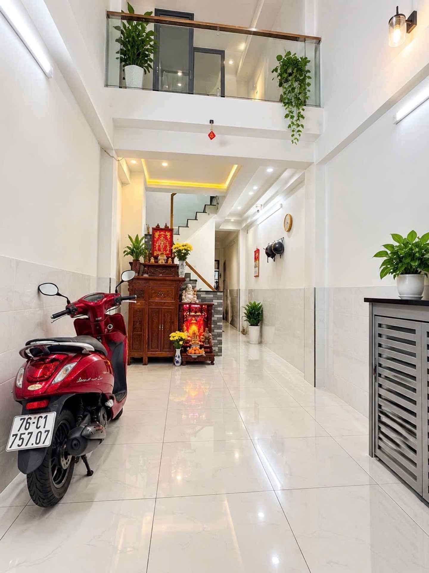 Bán nhà riêng đường văn thân quận 6, diện tích 32m2, 3 tầng, hẻm xe hơi đỗ cửa, giá 4,8 tỷ