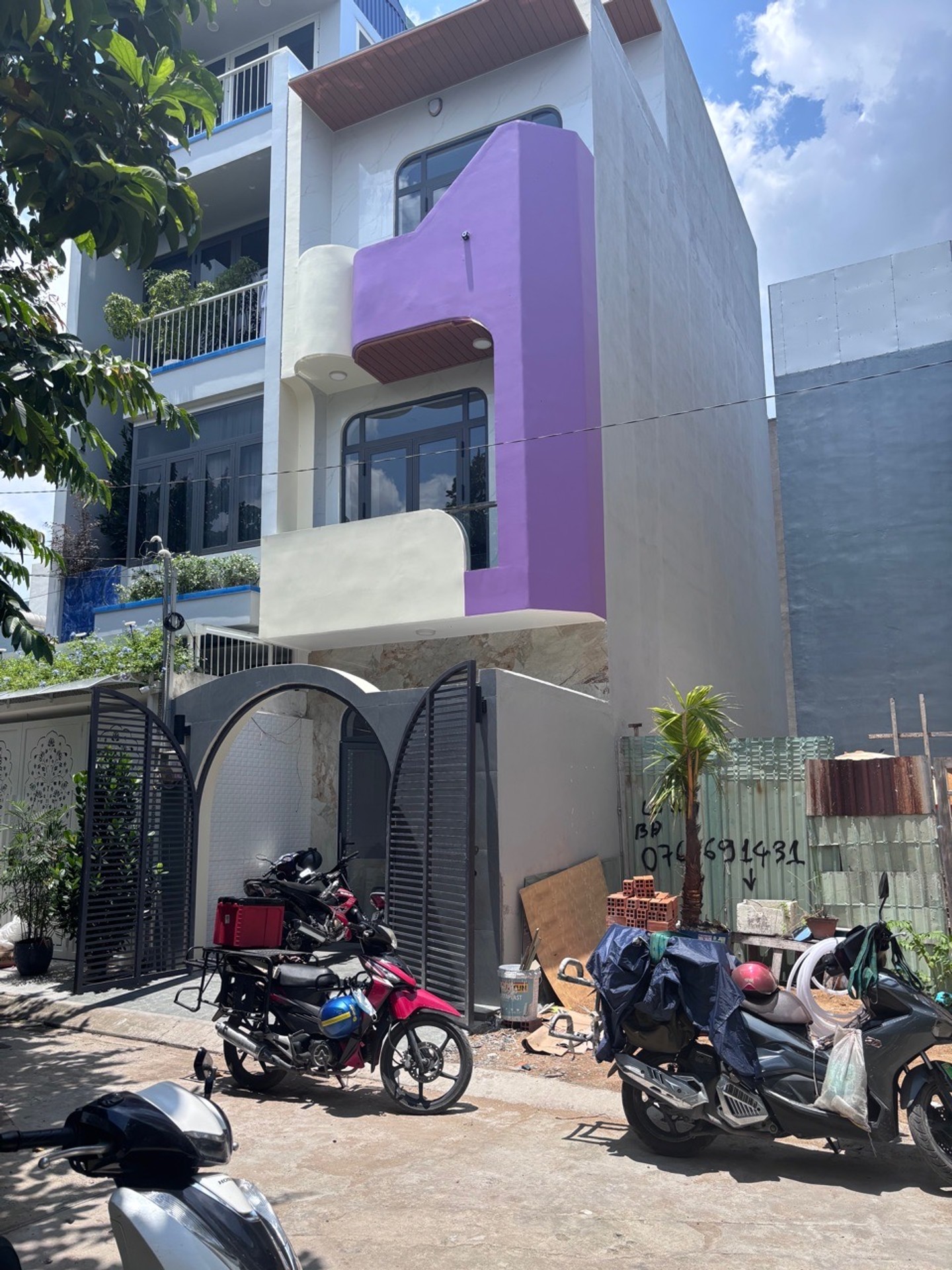 Đất Vuông Vức Cạnh Vinhome Quận 9 - Cơ Hội Vàng Đầu Tư