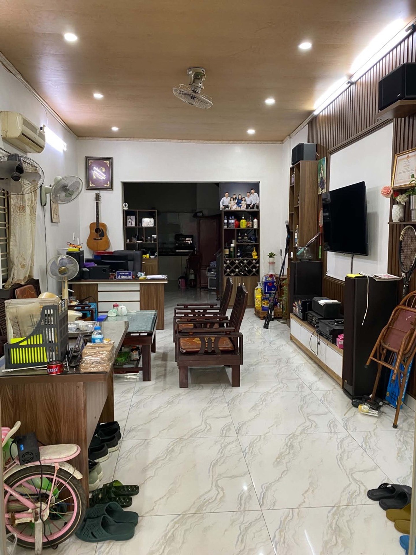 Bán nhà lô góc 2.5 tầng 66m², ô tô đỗ cửa tại Lạch Tray