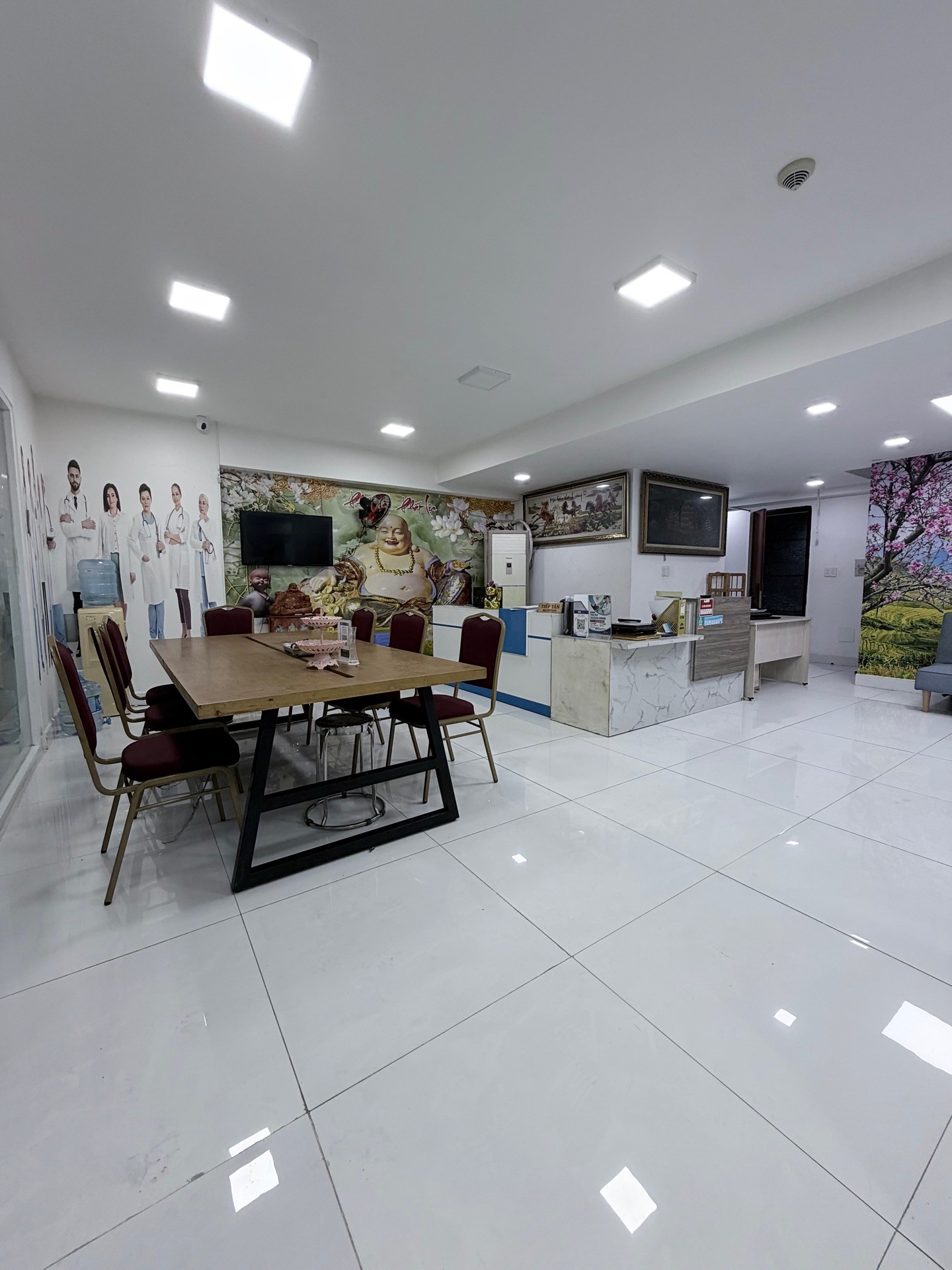 Shophouse 2 tầng gần Võ Văn Kiệt, kinh doanh đa ngành, 160.5m2