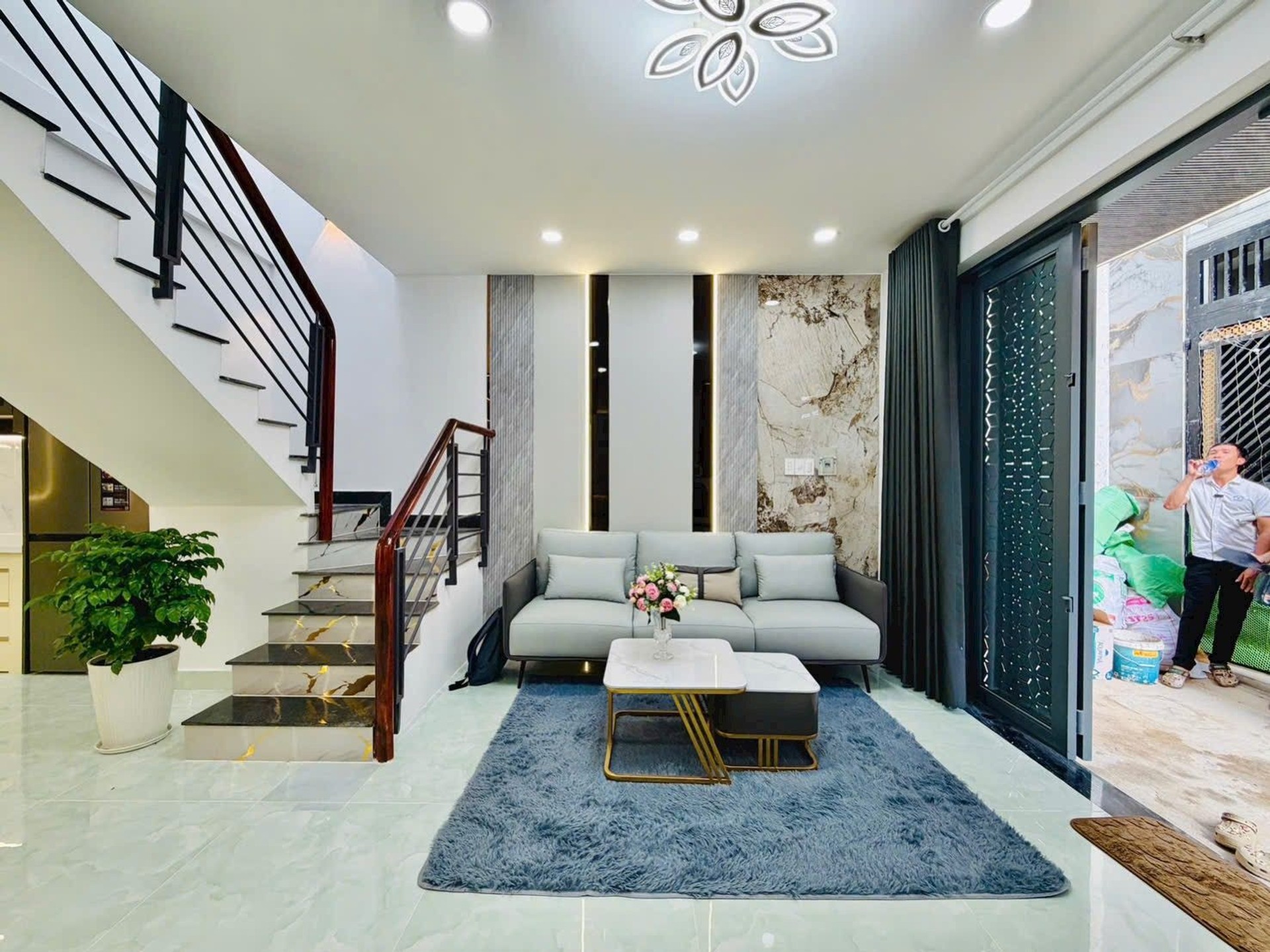 🔥 GIẢM 300 TRIỆU – GIÁ MỚI 5,49 TỶ TL – NHÀ NGANG 5,2M – SÁT EMART PHAN HUY ÍCH
