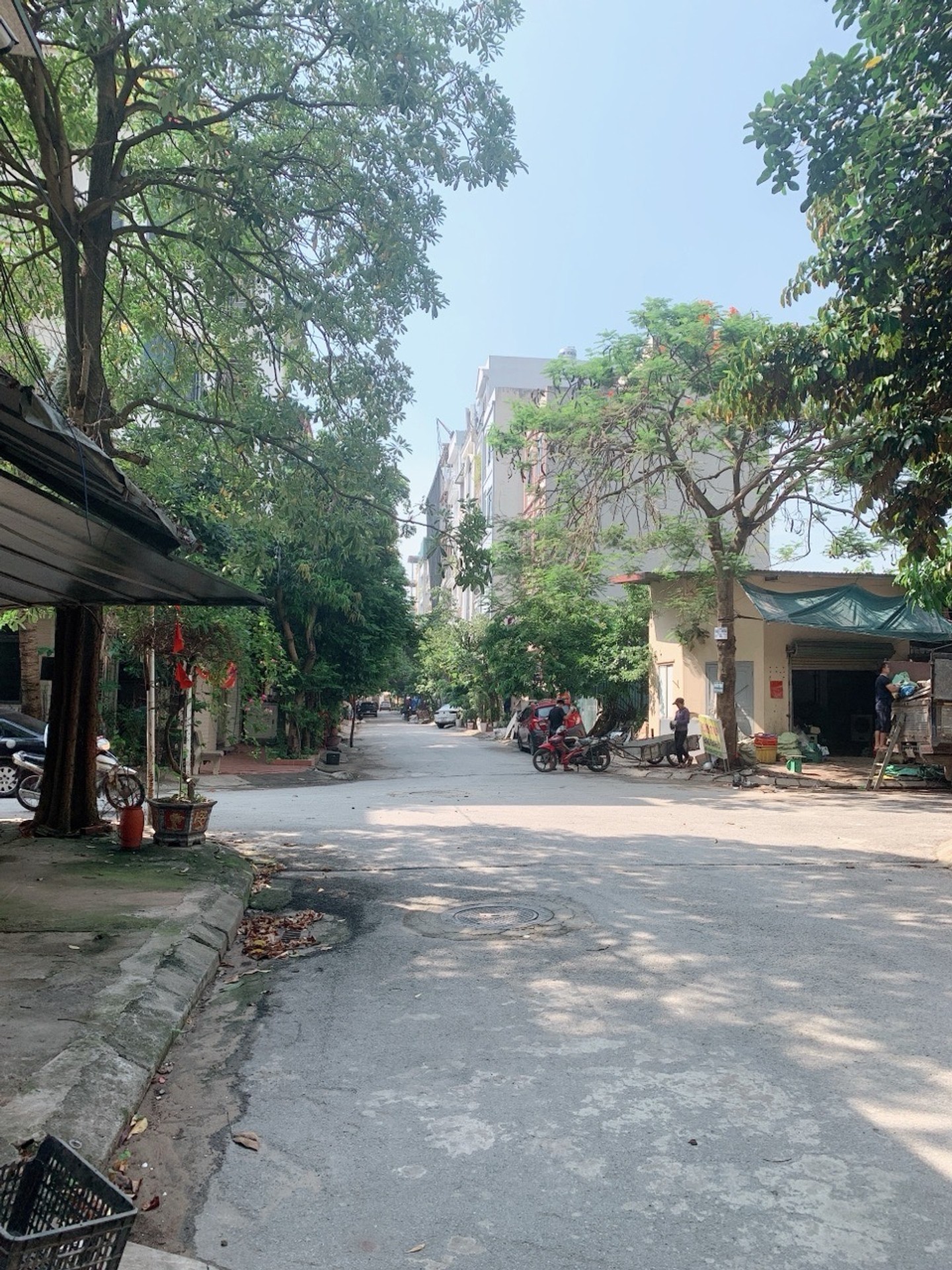 HÀNG HIẾM DV VĂN LA – 50M² 6 TẦNG – MẶT TIỀN RỘNG – KINH DOANH ĐẲNG CẤP