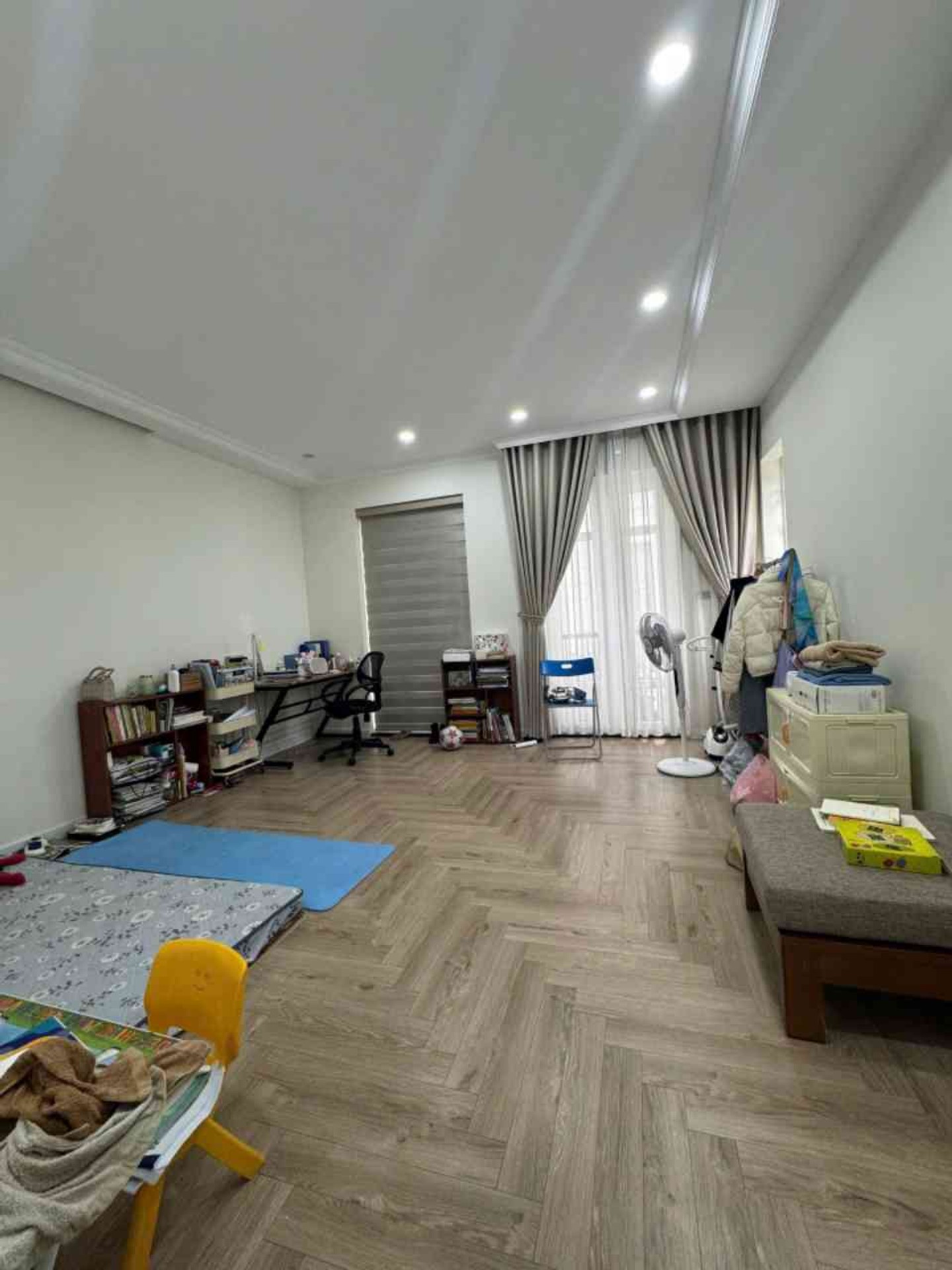 BÁN LIỀN KỀ ĐÔ NGHĨA