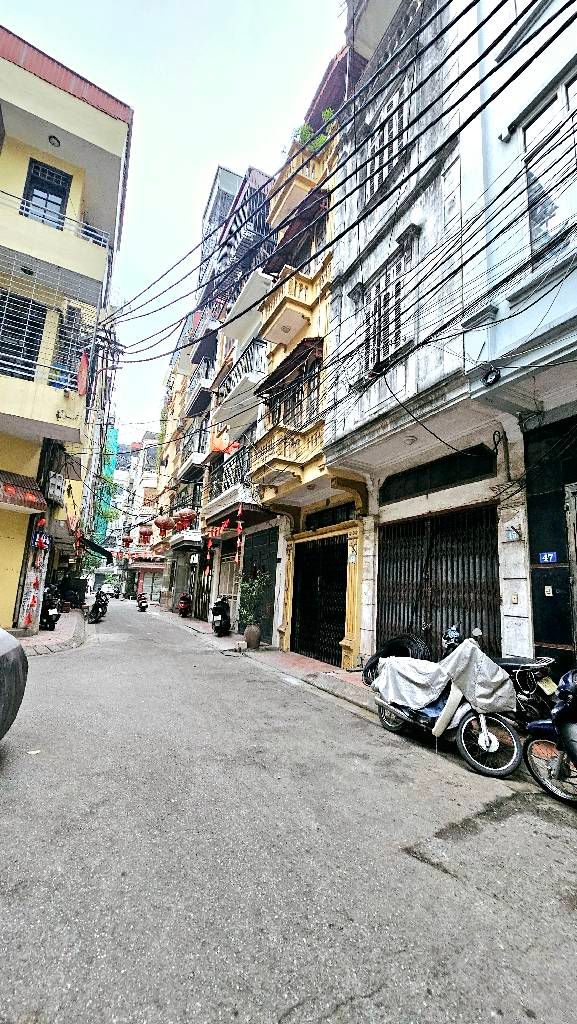 Bán nhà phân lô, diện tích 30m2, 4 tầng tại Hồng Hà