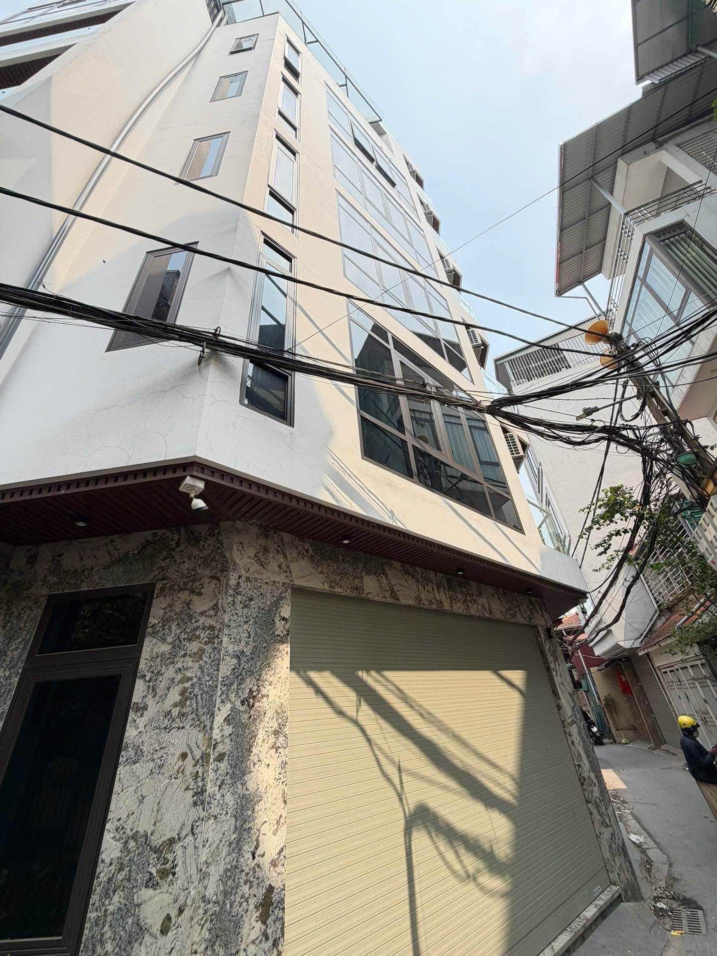 BÁN NHÀ RIÊNG 50m2 Ô TÔ ĐỖ CỬA Ở NGUYỄN VĂN CỪ