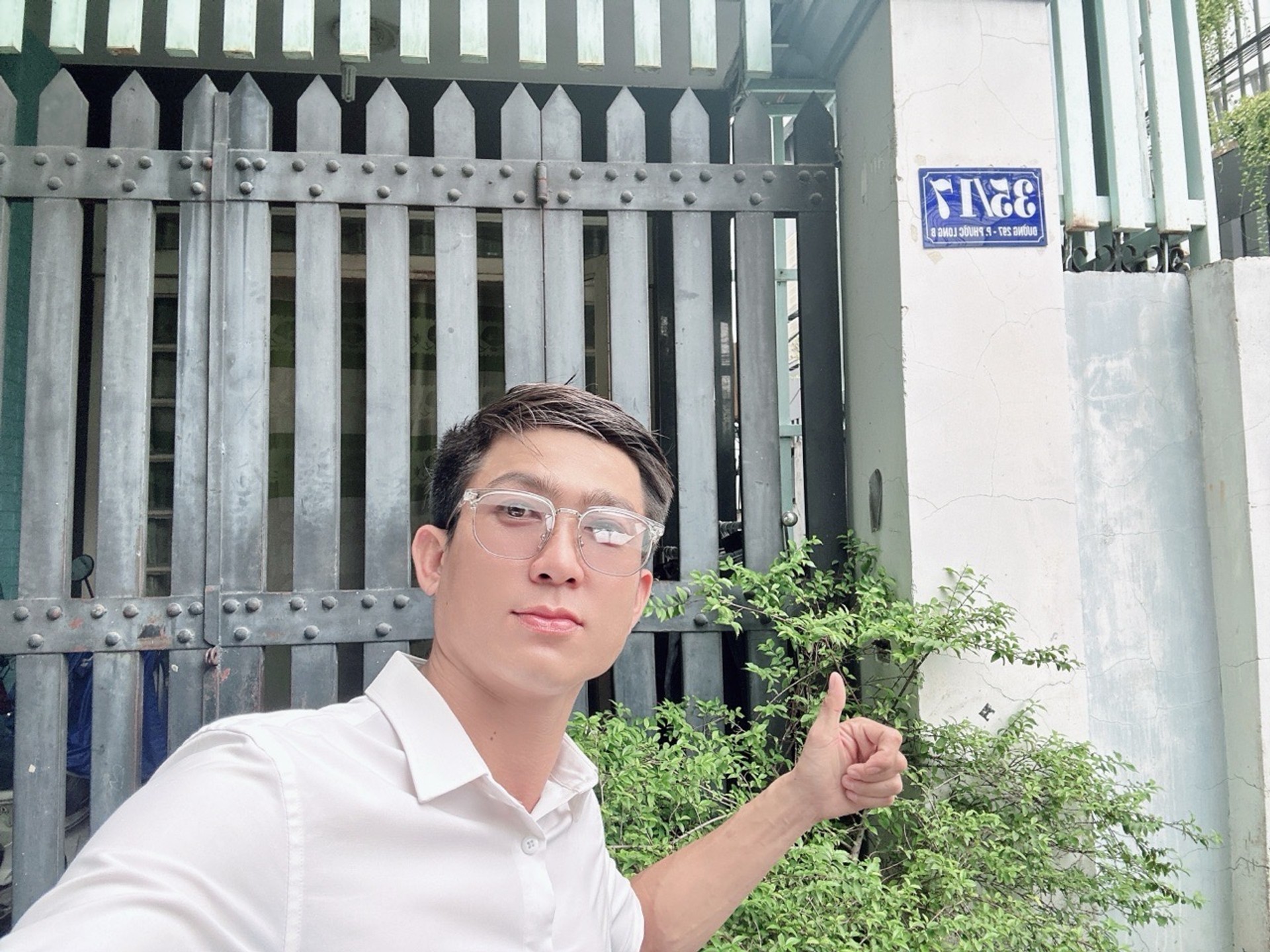 Nhà 2 Tầng Đẹp Mặt Tiền Rộng Tại Phước Long B