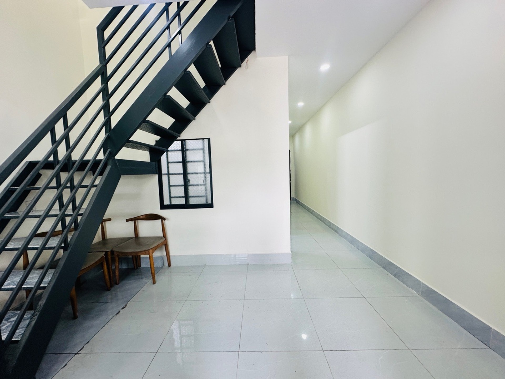 CHỈ 2.15 TỶ/CĂN - BÁN CẶP NHÀ 112 M² HẺM XE TẢI XUÂN THỚI SƠN 26, HÓC MÔN