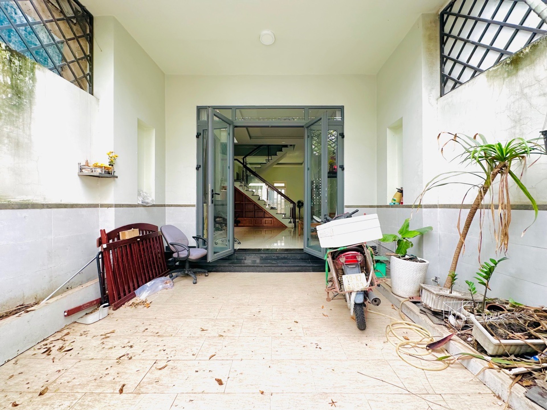 TÂN THỚI HIỆP 21 –TAN THỚI HIỆP 1 TRỤC 1 XẸC – NGANG 4,64M – 2 TẦNG – 55,7M² – HẺM 4M
4,75 TYTL