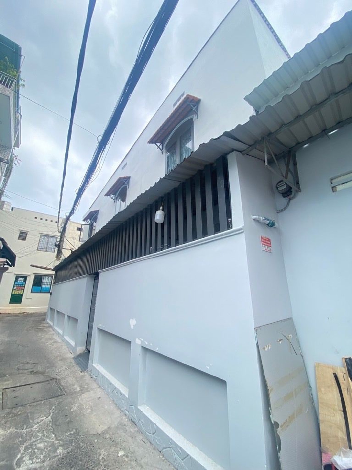 Bán nhà riêng 2 tầng 120.9m² tại phường Phan Văn Hớn, giá 7.29 tỷ đồng
