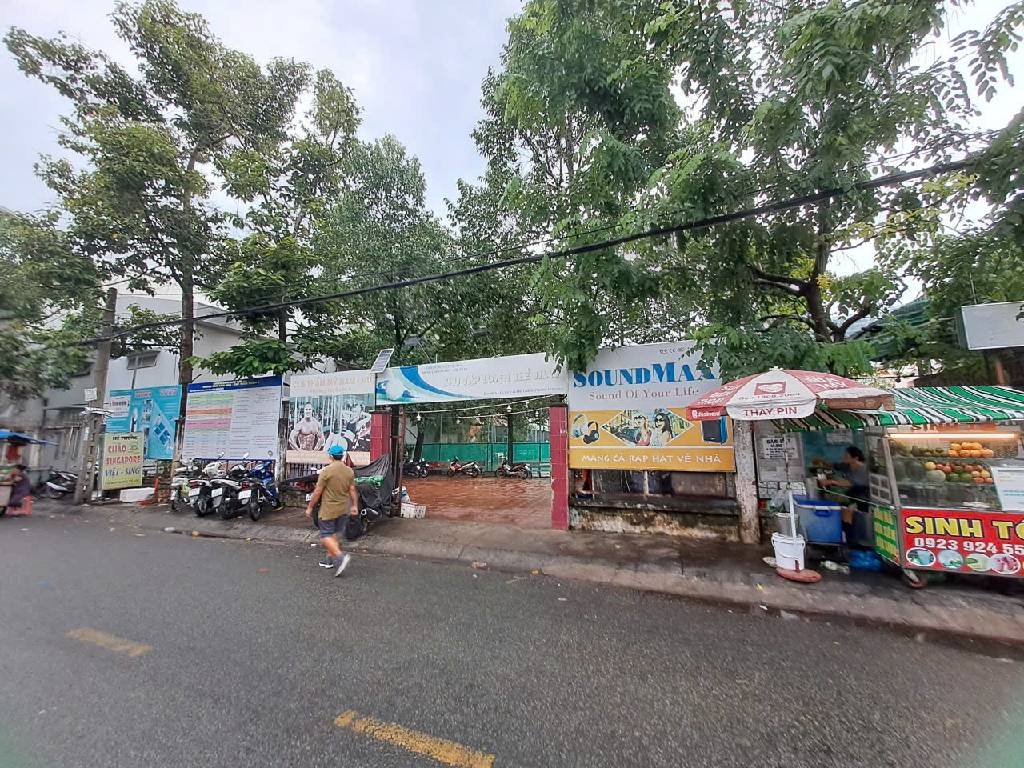 Nhà mặt phố 2 tầng 67m² giá 13 tỷ tại Quận 6