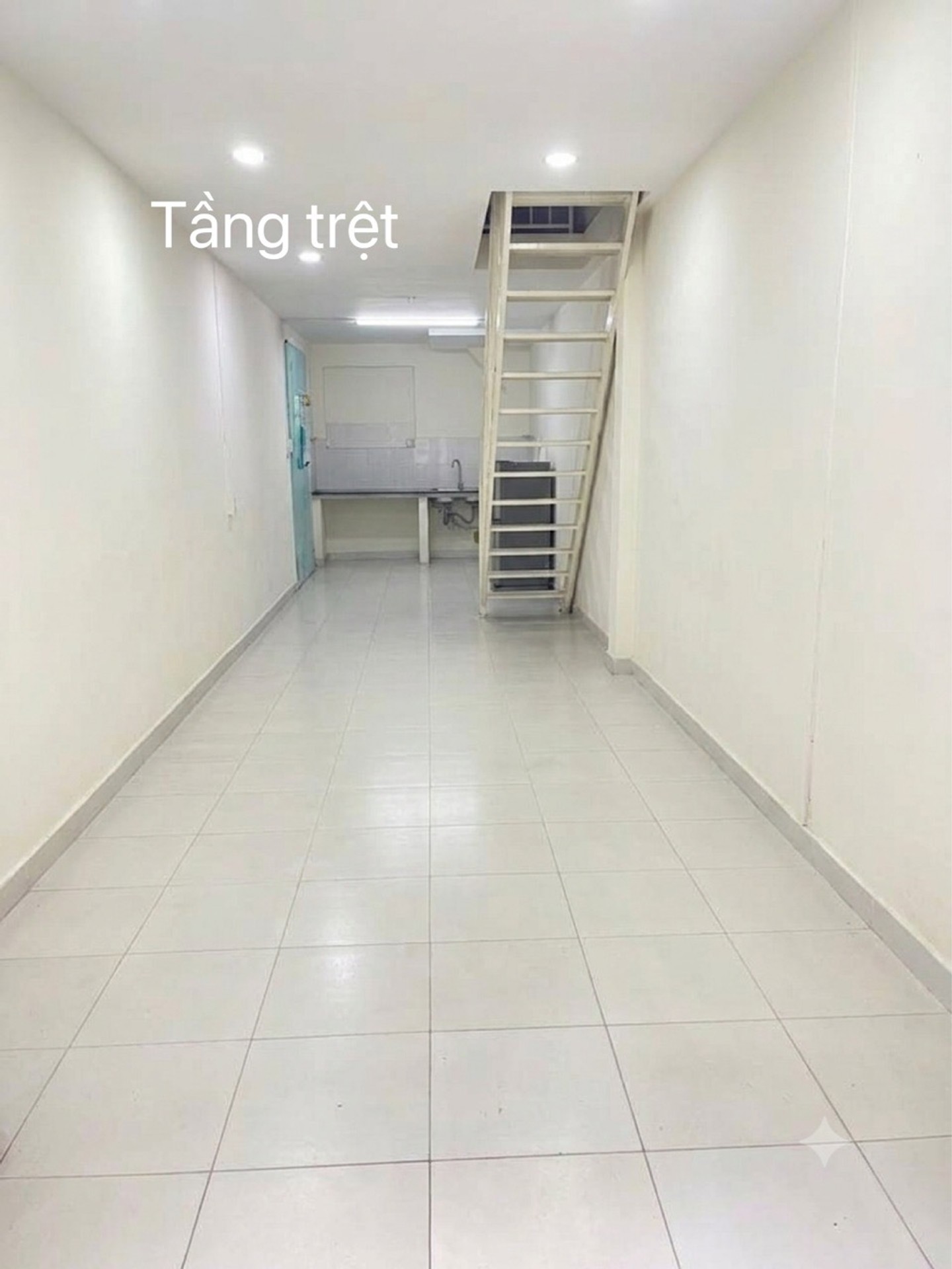 CĂN HỘ TẦNG TRỆT - NGAY BẾN XE CHỢ LỚN - QUẬN 5 - 2 TẦNG - 80M2 - 4PN - SỔ HỒNG RIÊNG - NHỈNH 4 TỶ
