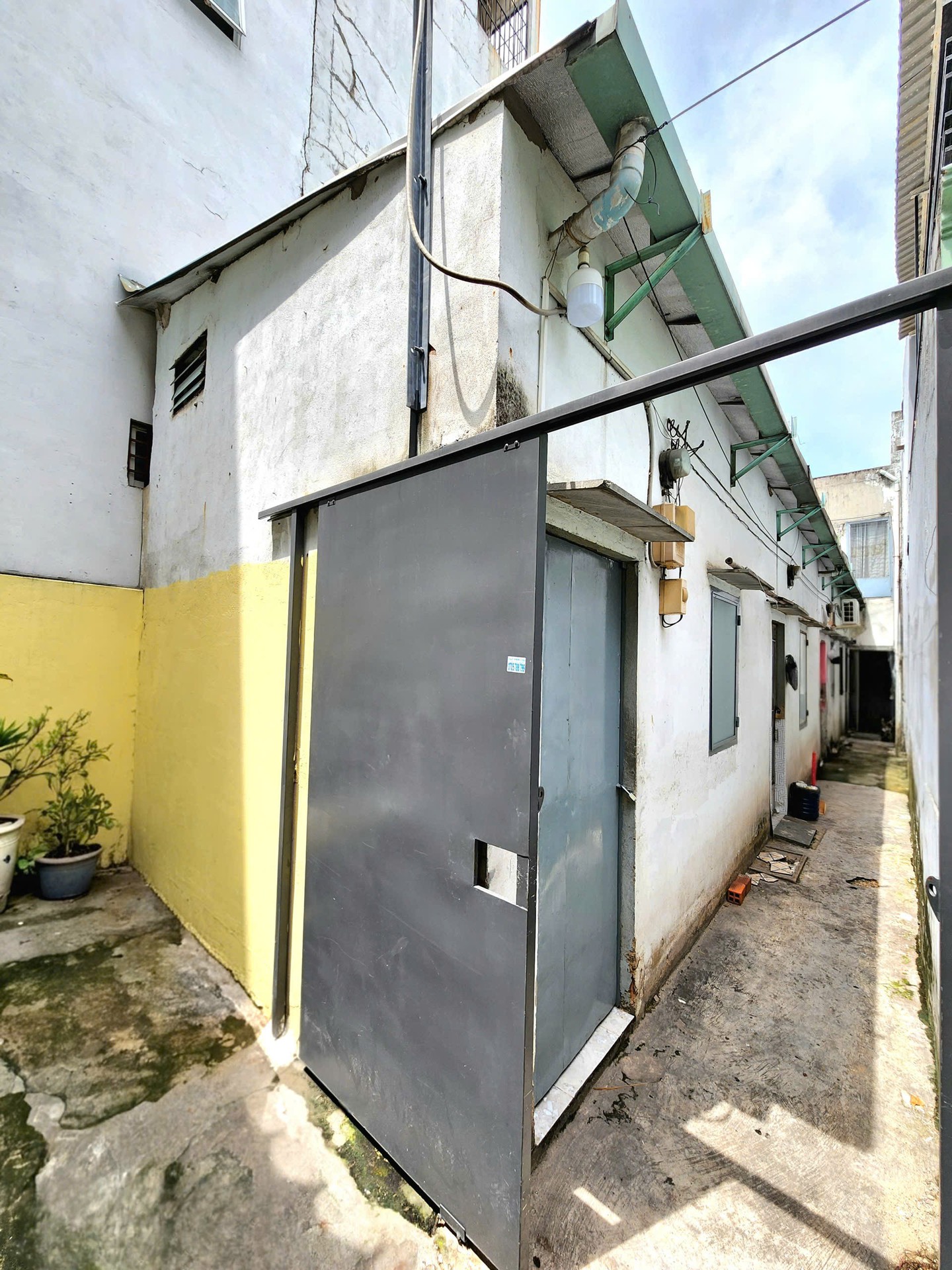 Bán nhà riêng diện tích 47m2 hướng Đông Nam, tiềm năng đầu tư tại Lê Văn Thọ