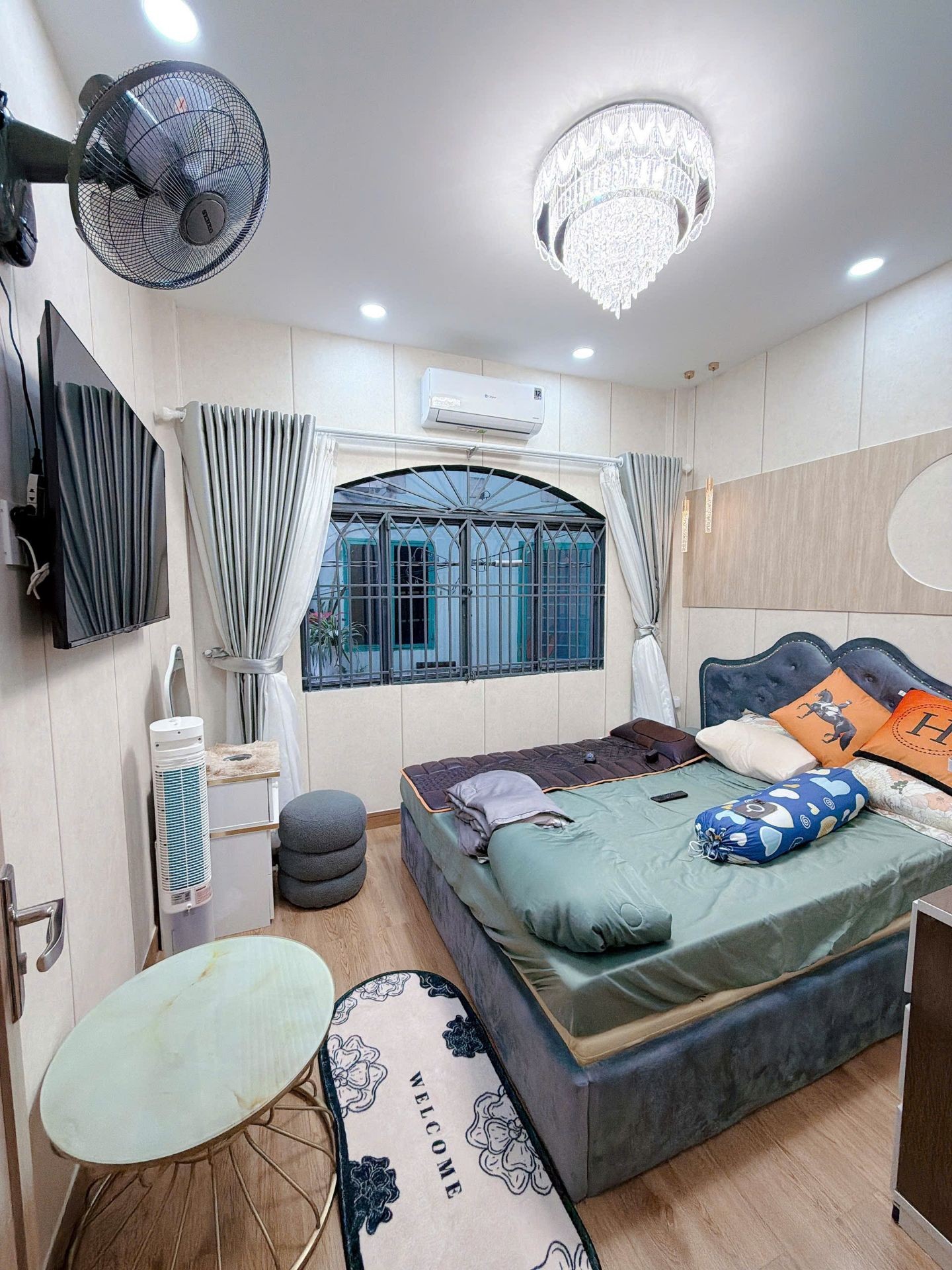 Nhà nhỏ quận 3, hẻm thông, giá ưu đãi