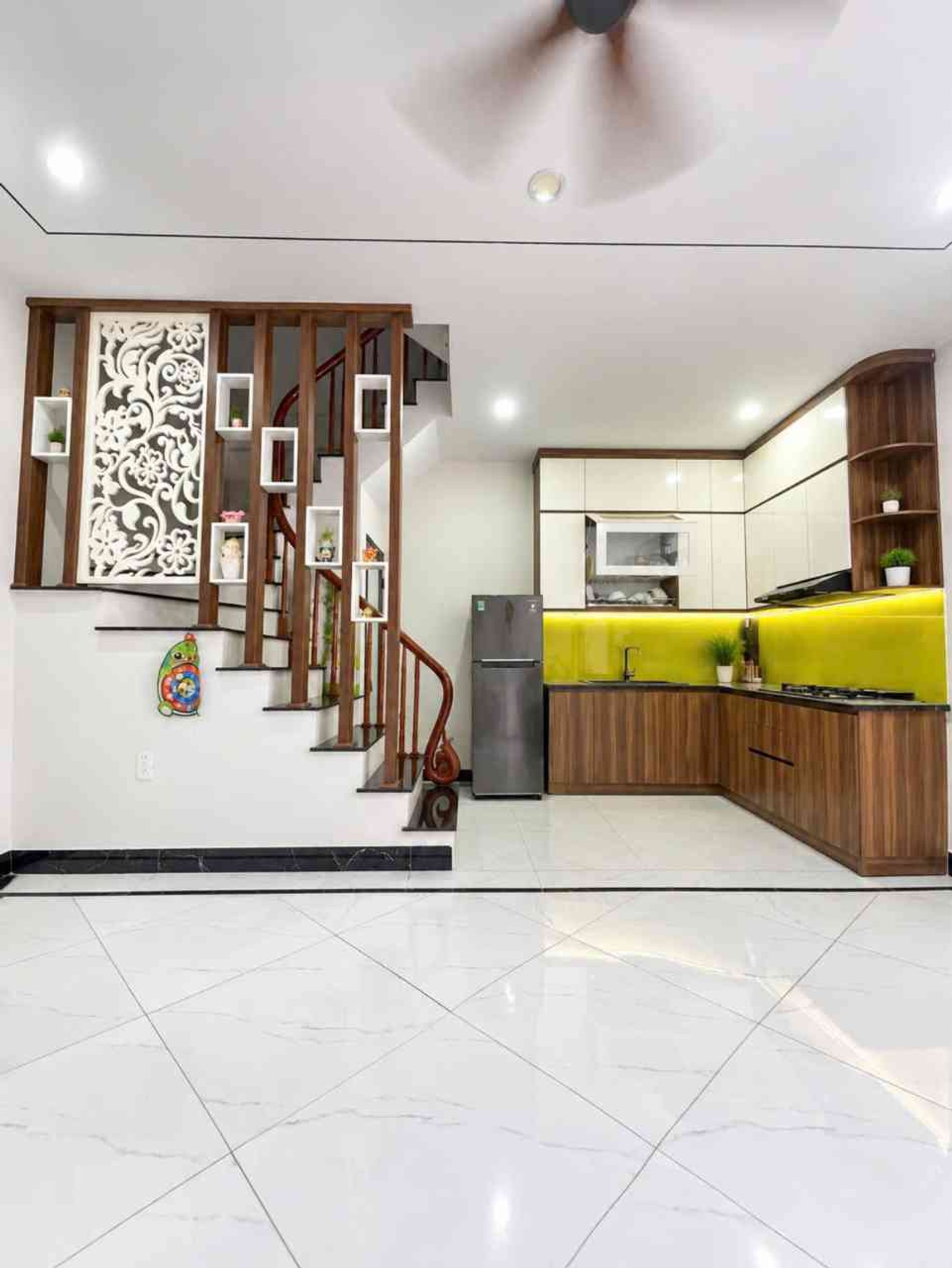 🏡 BÁN NHÀ LIÊN MẠC__NGÕ CỰC NÔNG__MẶT TIỀN RỘNG __SIÊU THOÁNG__YÊN TĨNH..
📍 Vị trí đẹp Liên Mạc,