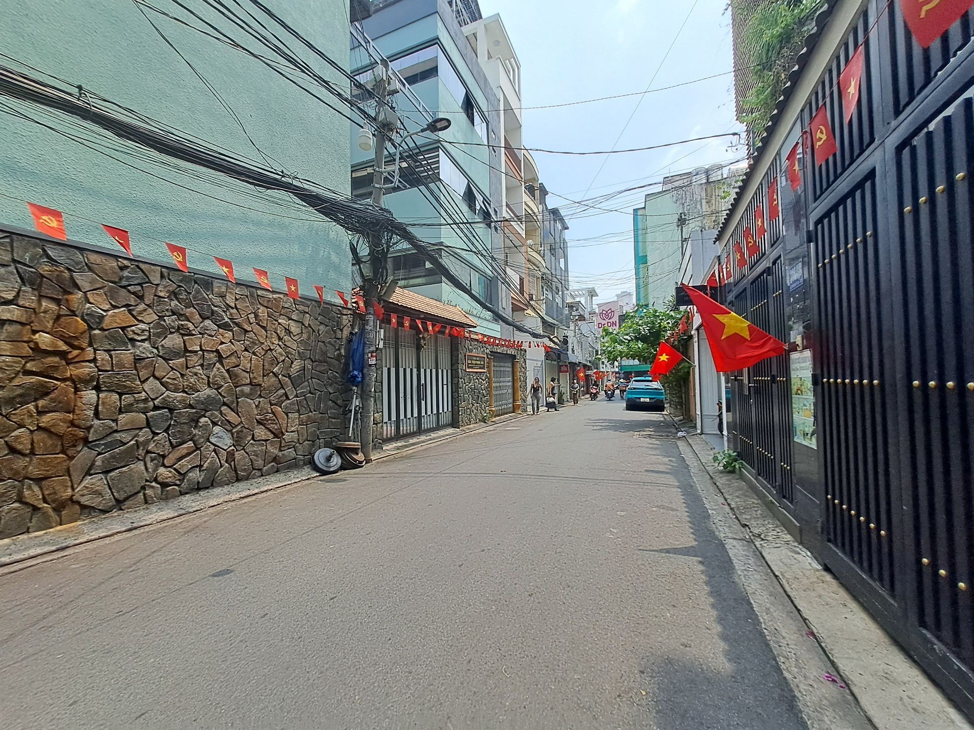 Bán nhà riêng 2 tầng khu vực trung tâm quận 3 diện tích 67.5m²