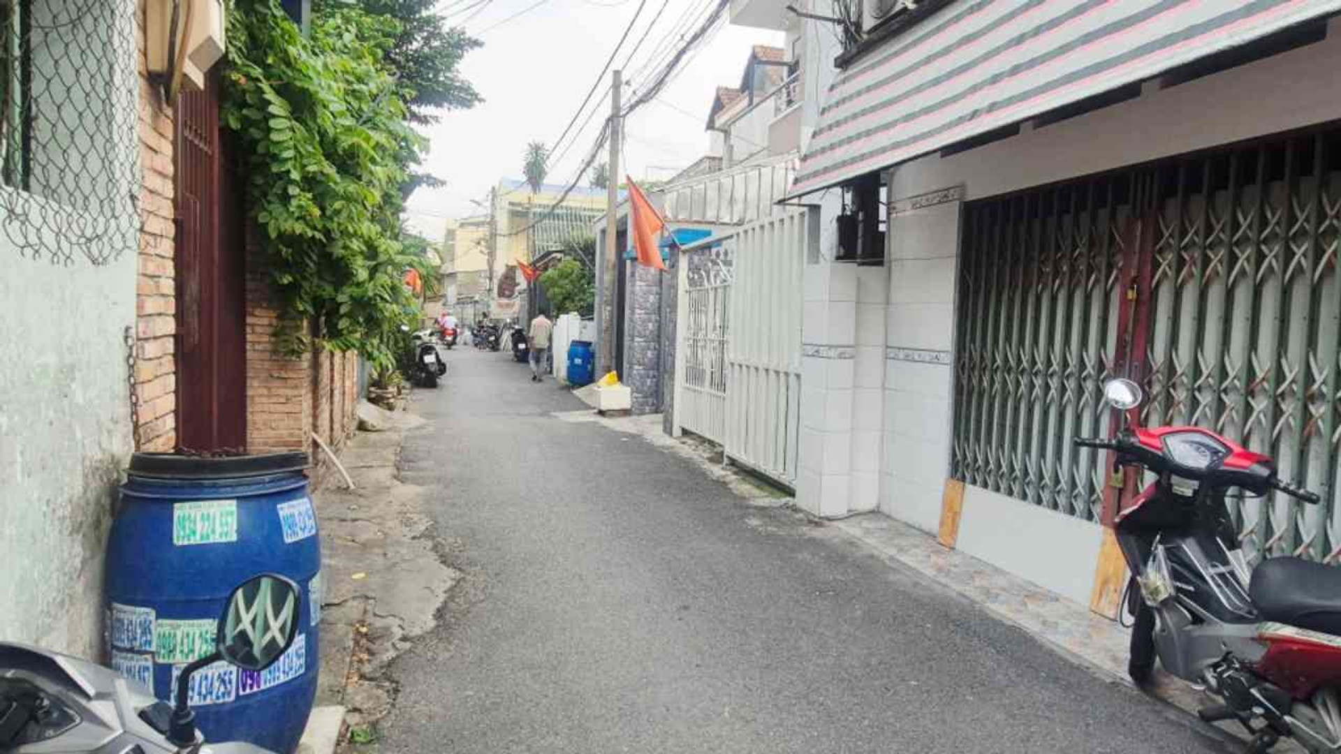 Mua Bán nhà phường Tam Bình, Thủ Đức, sát hẻm xe hơi, giá 6.8 tỷ, 2 tầng