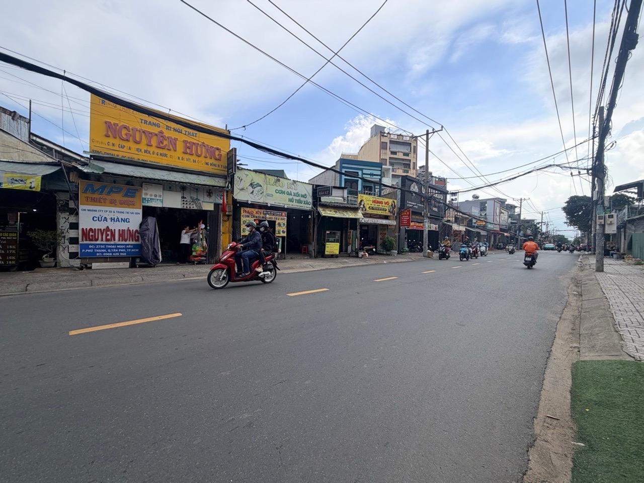 BÁN NHÀ MỚI HẺM XE TẢI - THOẠI NGỌC HẦU – TÂN PHÚ - 84,8M² - 1 TRỆT 1 LẦU