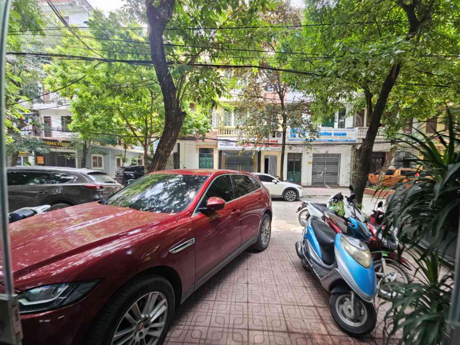 Bán biệt thự liền kề 7 tầng có thang máy tại khu phân lô Cầu Diễn giá tốt