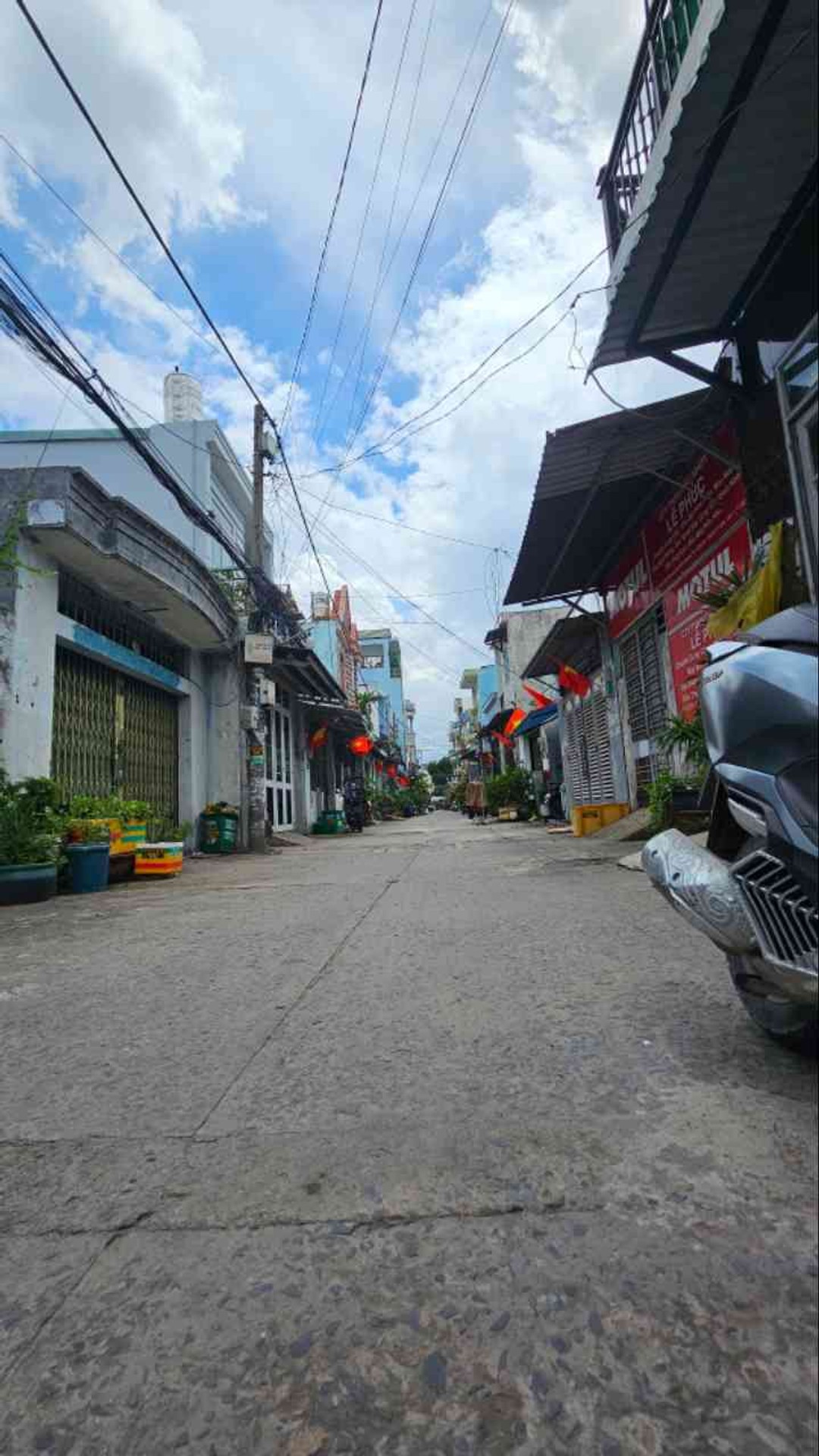 Nhà mặt phố Vĩnh Lộc B giá mềm, tiện kinh doanh