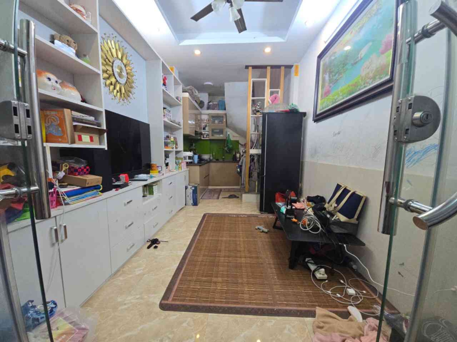 Bán nhà riêng 5 tầng 30m² hướng Đông Nam tại quận Hai Bà Trưng, xây kiên cố giá hợp lý