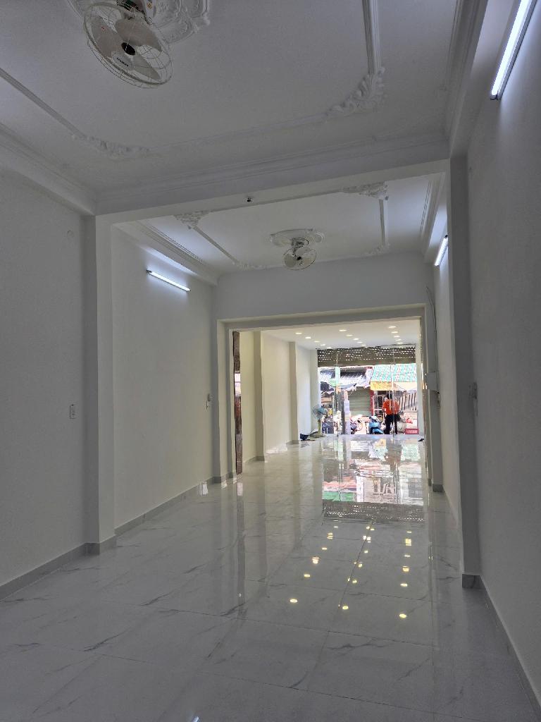 Nhà 4 tầng mặt tiền Bùi Minh Trực tại Quận 8 0948769331