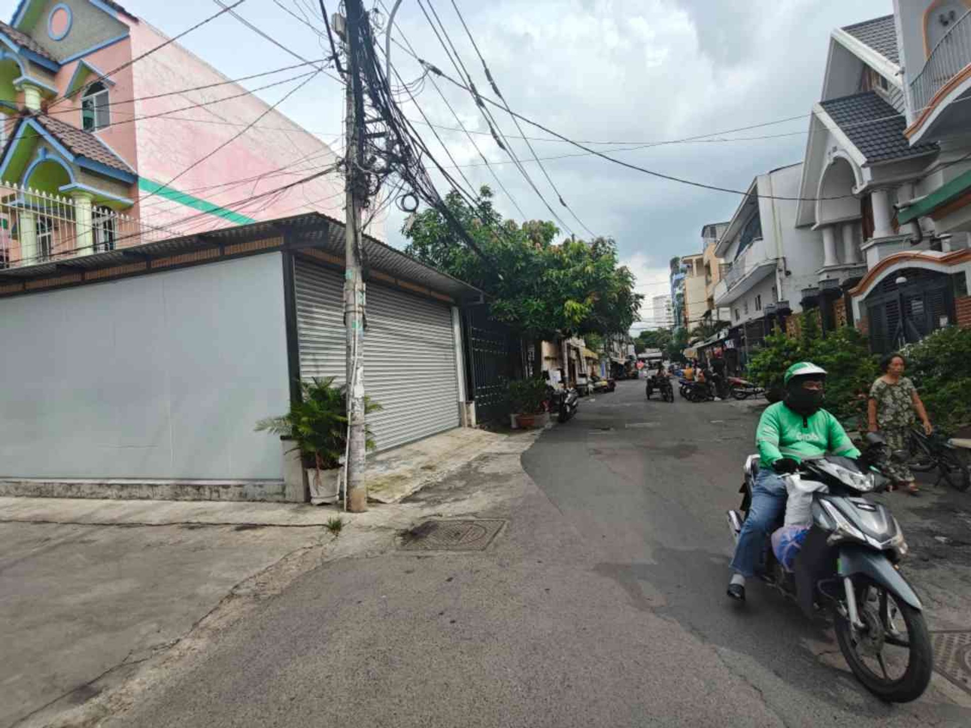 Nhà cấp 4 mặt phố 2 mặt tiền Bà Hom, Quận 6, 117m2, giá 16 tỷ