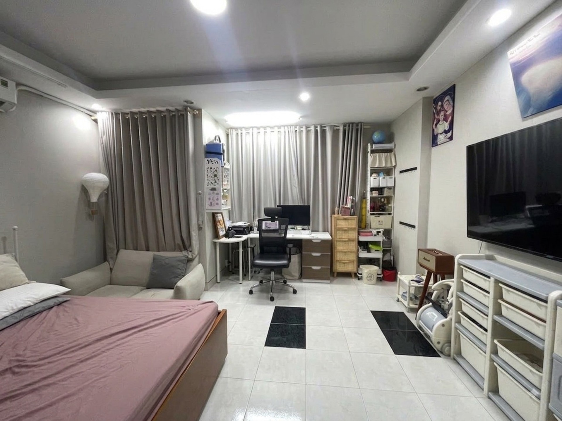 Bán nhà riêng tại Phú Nhuận diện tích 74m2, 4 tầng, 5 phòng ngủ